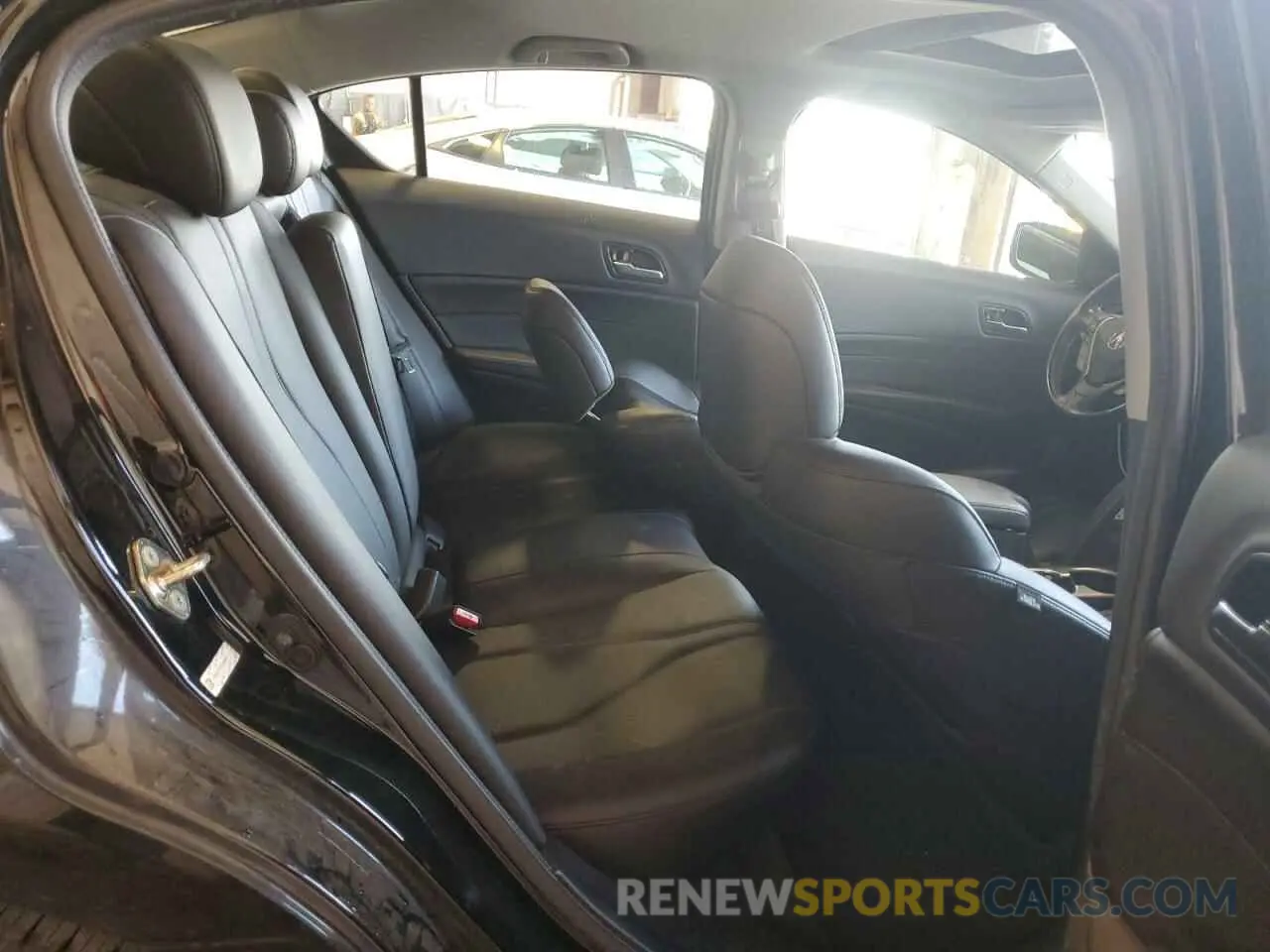 10 Photograph of a damaged car 19UDE2F37KA008871 ACURA ILX 2019