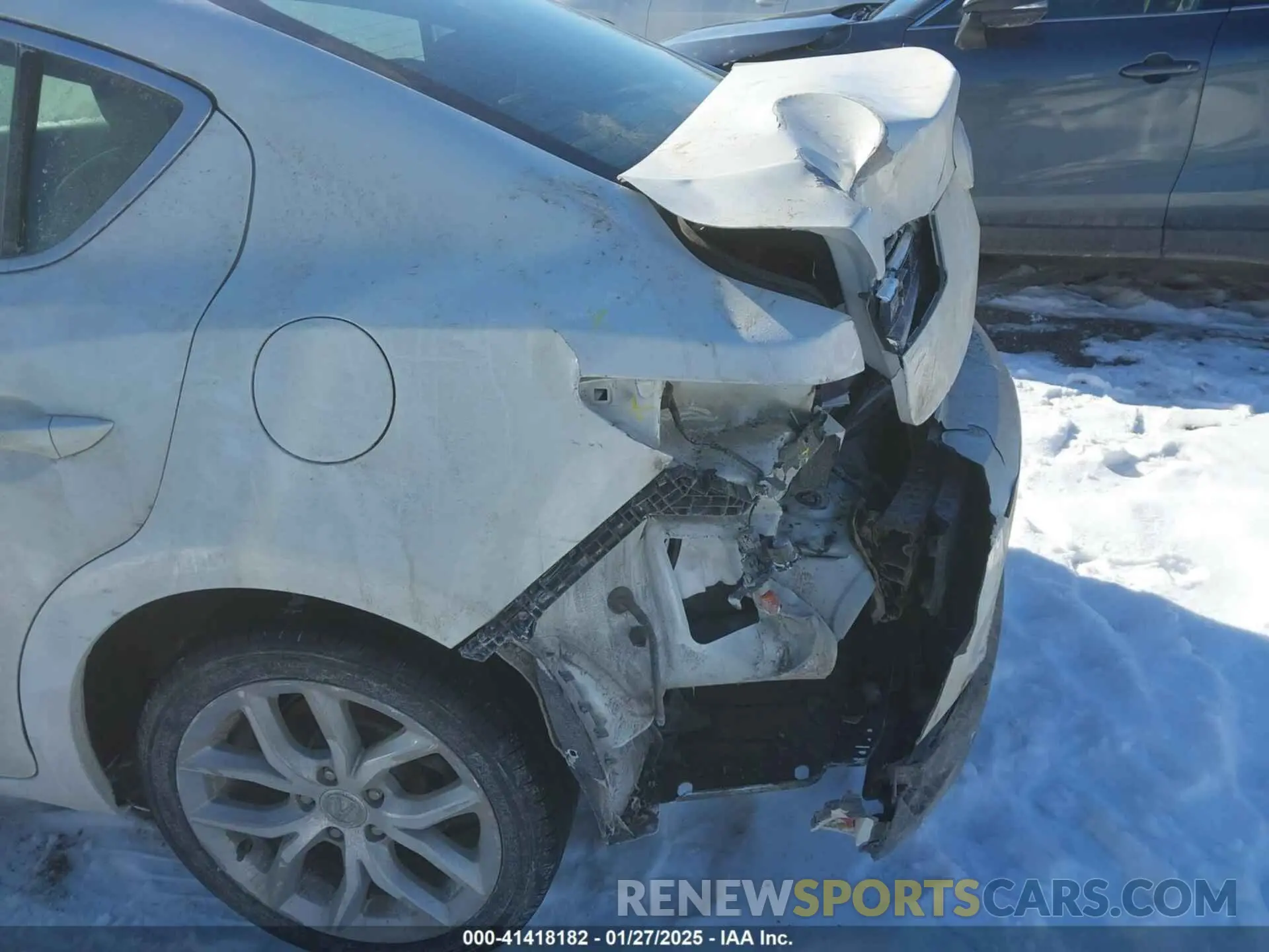 18 Photograph of a damaged car 19UDE2F38KA013920 ACURA ILX 2019