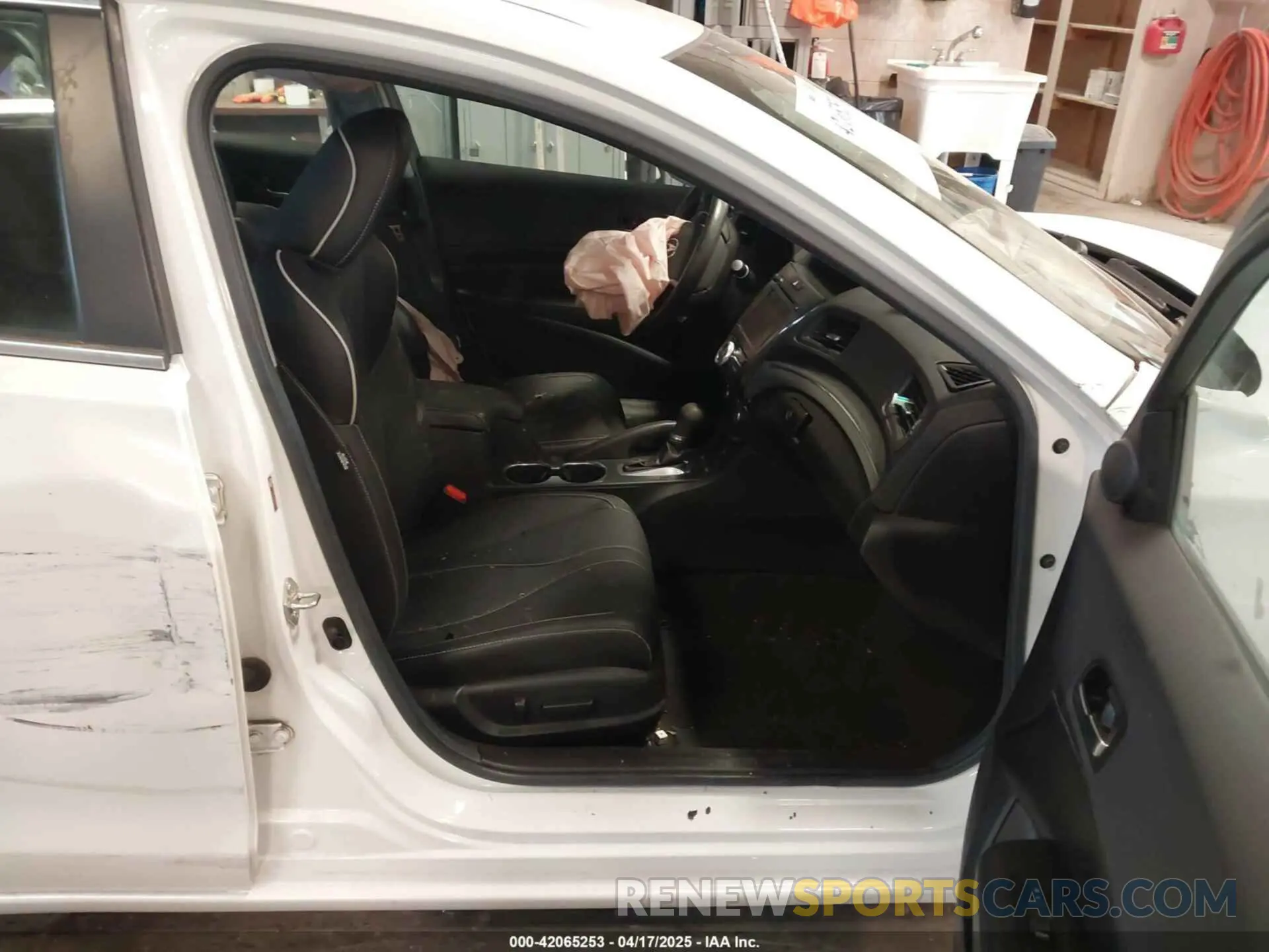 5 Фотография поврежденного автомобиля 19UDE2F76KA007150 ACURA ILX 2019