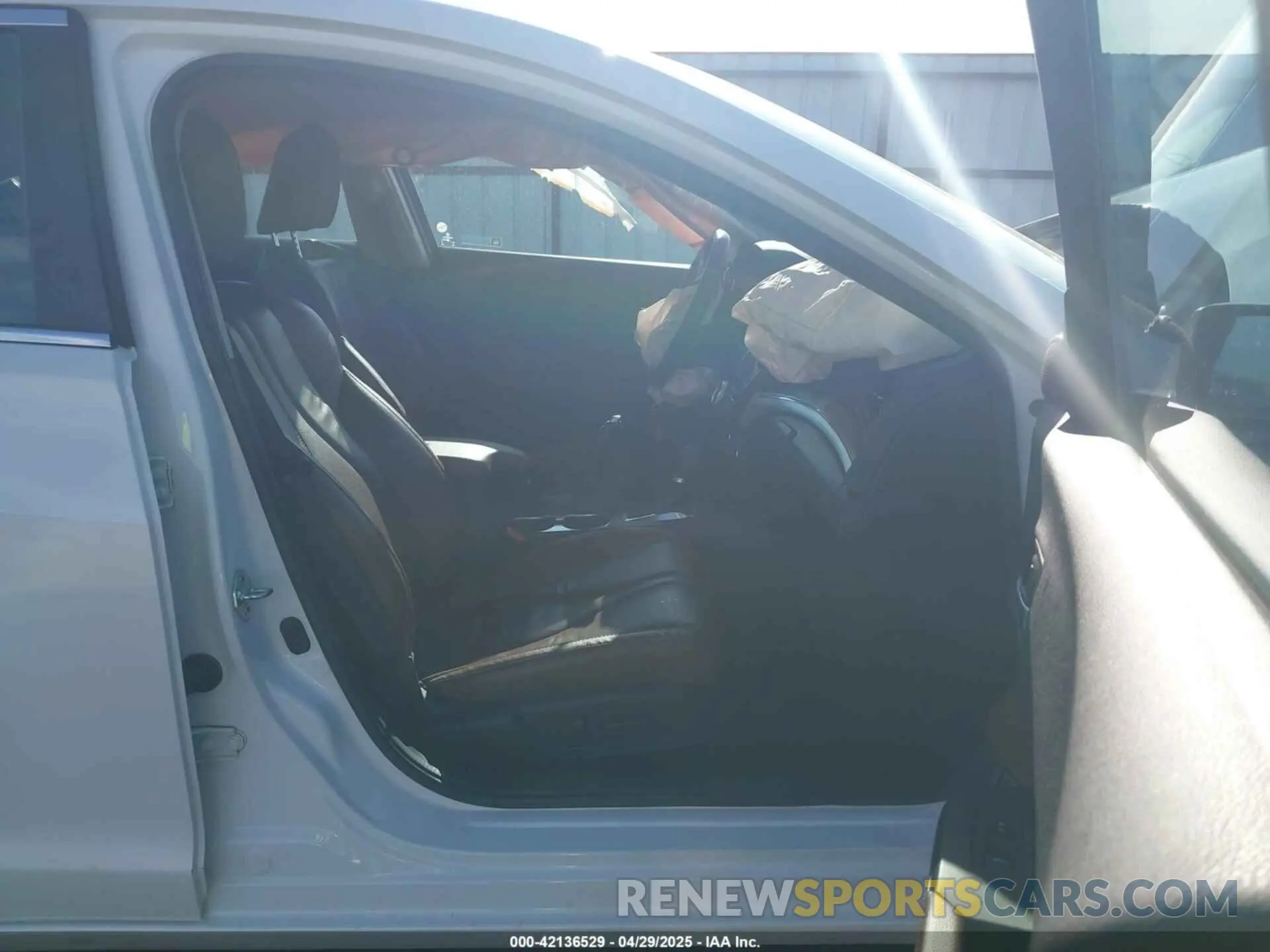 5 Фотография поврежденного автомобиля 19UDE2F76KA007939 ACURA ILX 2019
