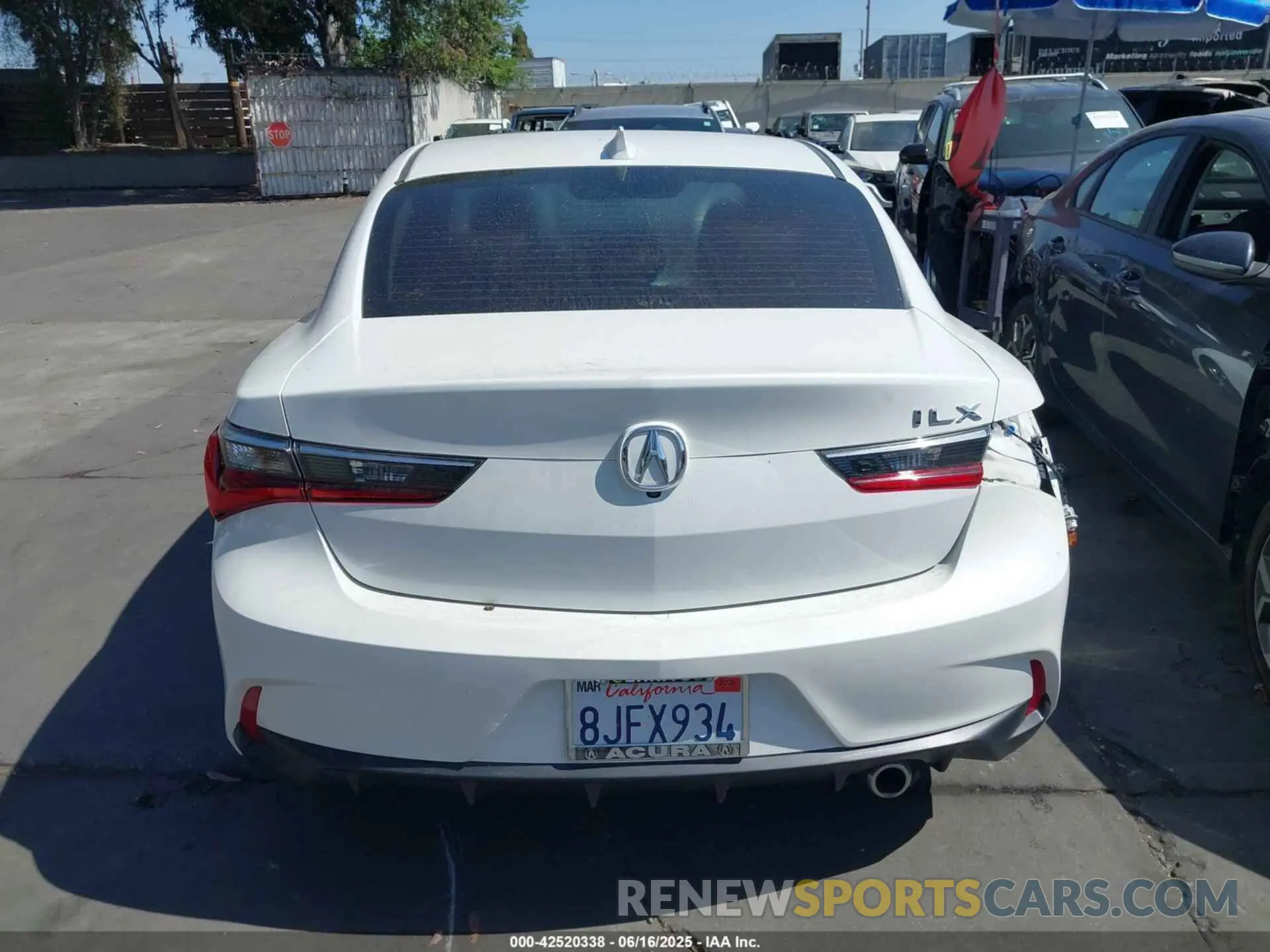 17 Фотография поврежденного автомобиля 19UDE2F78KA004072 ACURA ILX 2019