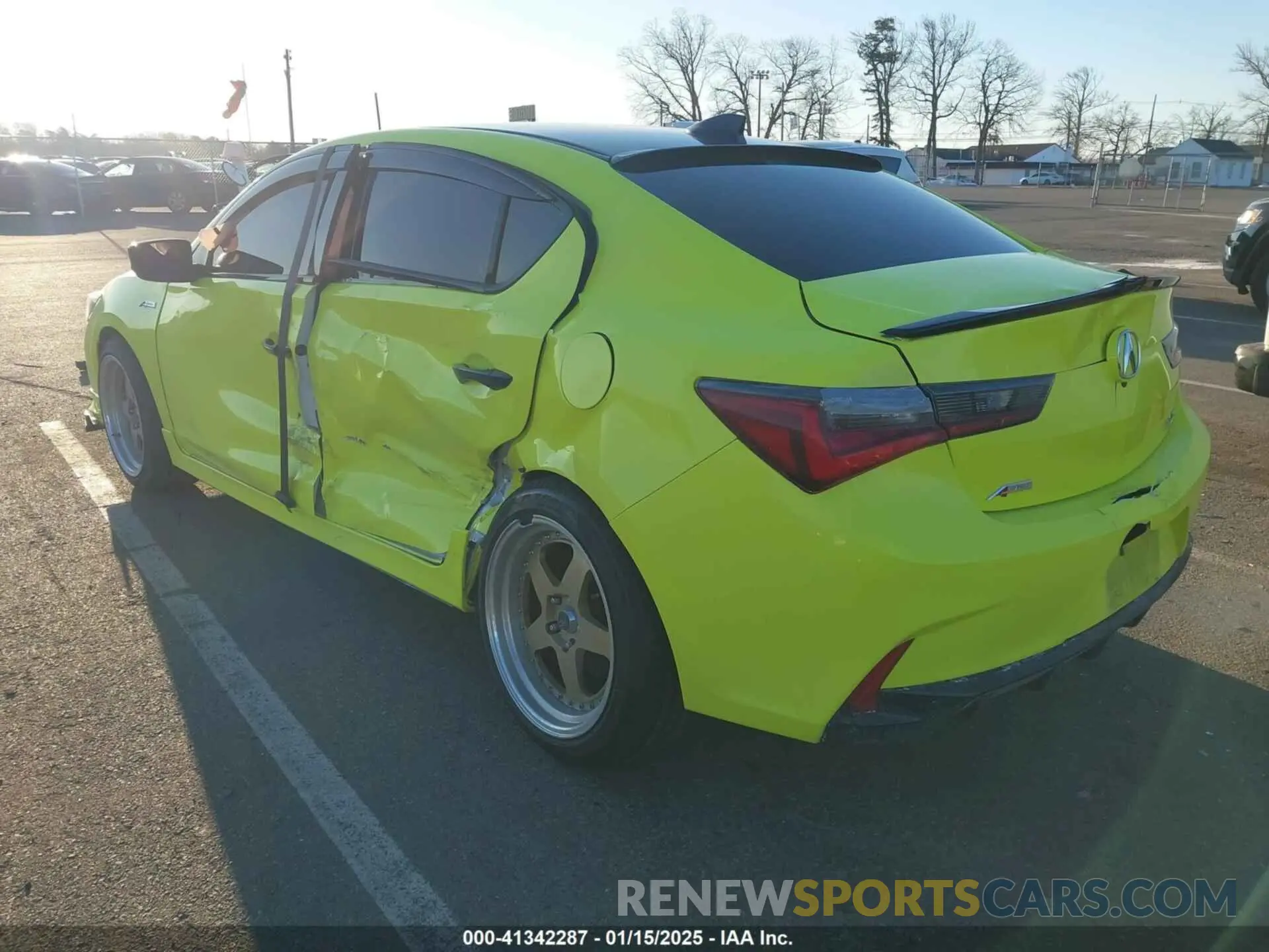 3 Фотография поврежденного автомобиля 19UDE2F85KA002868 ACURA ILX 2019