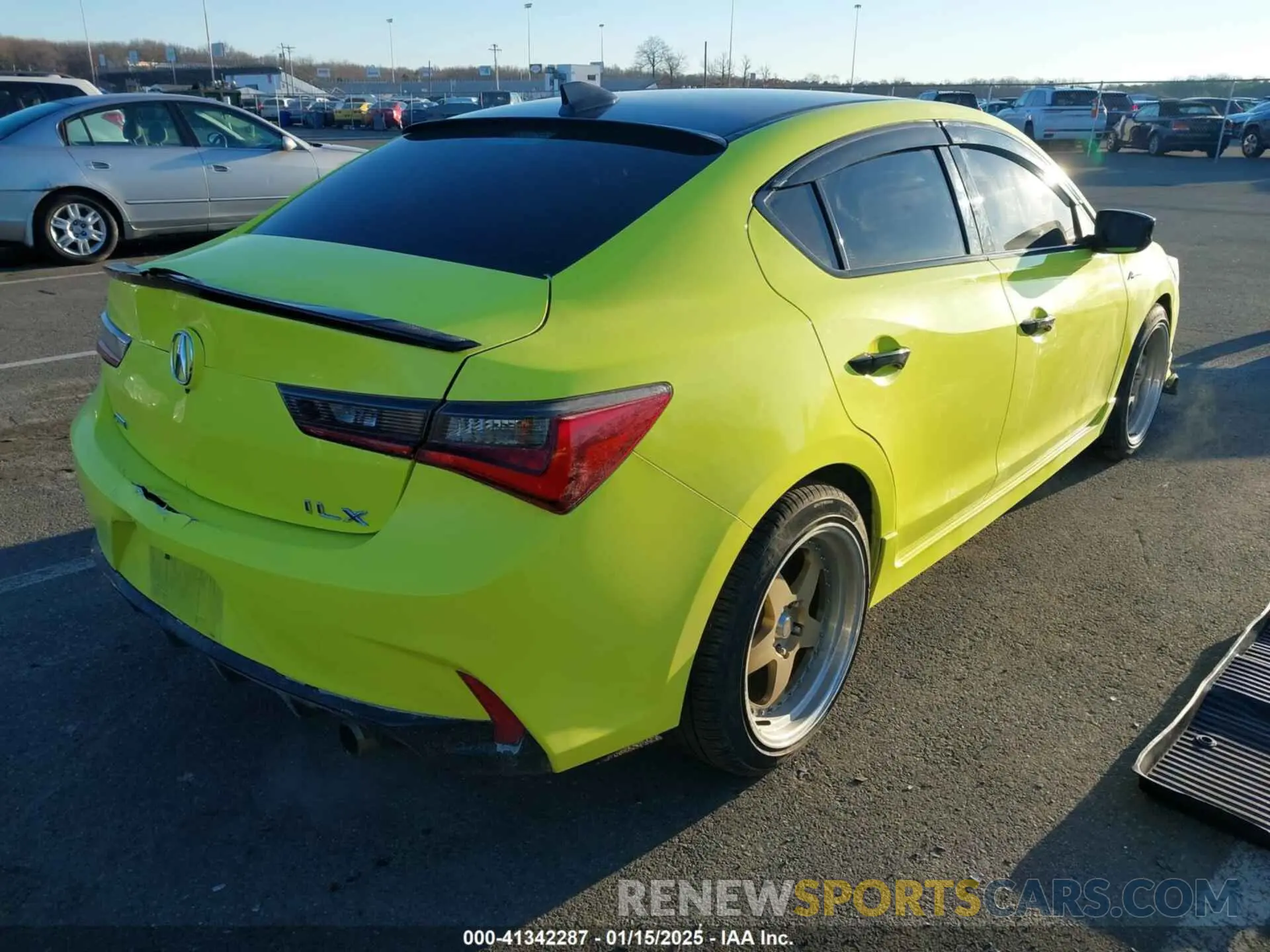 4 Фотография поврежденного автомобиля 19UDE2F85KA002868 ACURA ILX 2019