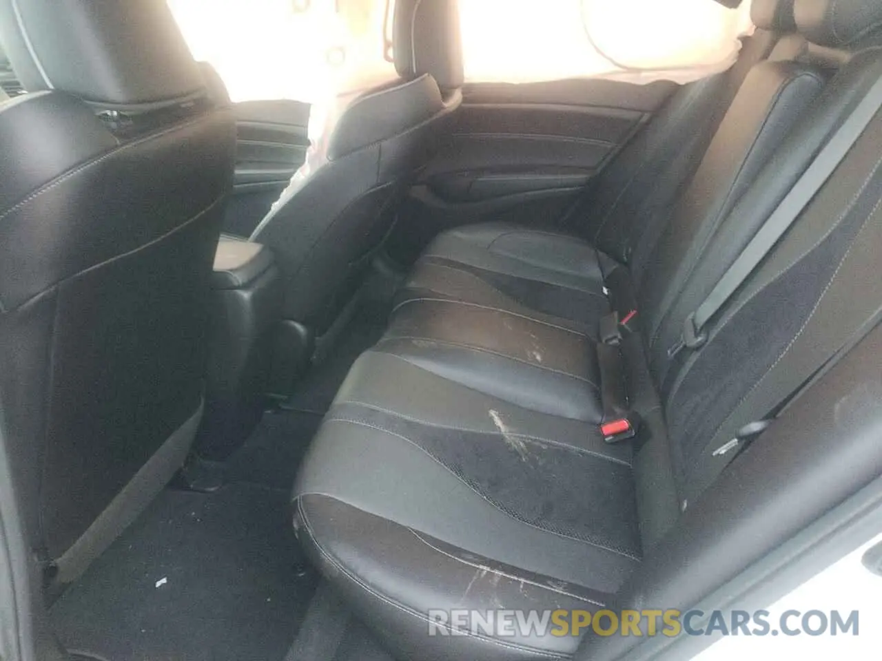 10 Photograph of a damaged car 19UDE2F8XKA000369 ACURA ILX 2019