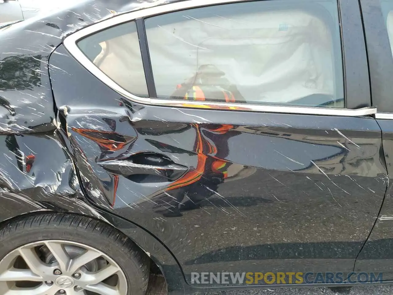 10 Фотография поврежденного автомобиля 19UDE2F36LA004215 ACURA ILX 2020