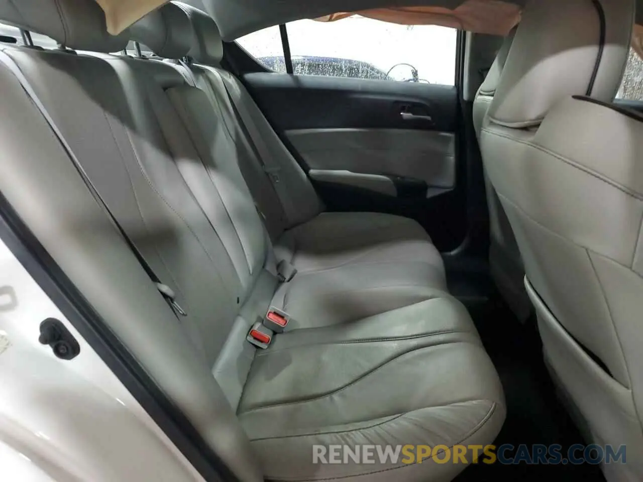 10 Фотография поврежденного автомобиля 19UDE2F70LA013012 ACURA ILX 2020
