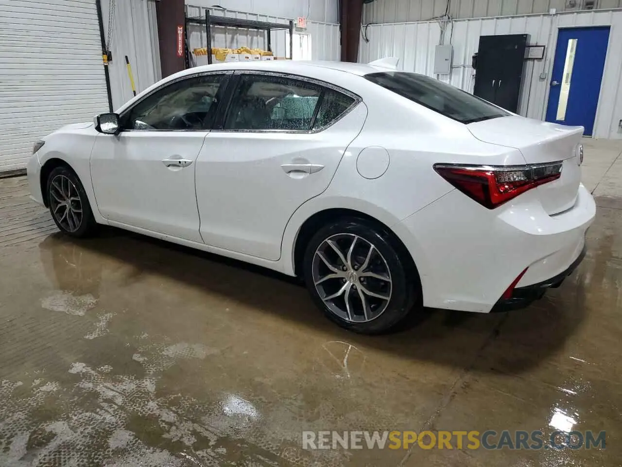 2 Фотография поврежденного автомобиля 19UDE2F70LA013012 ACURA ILX 2020