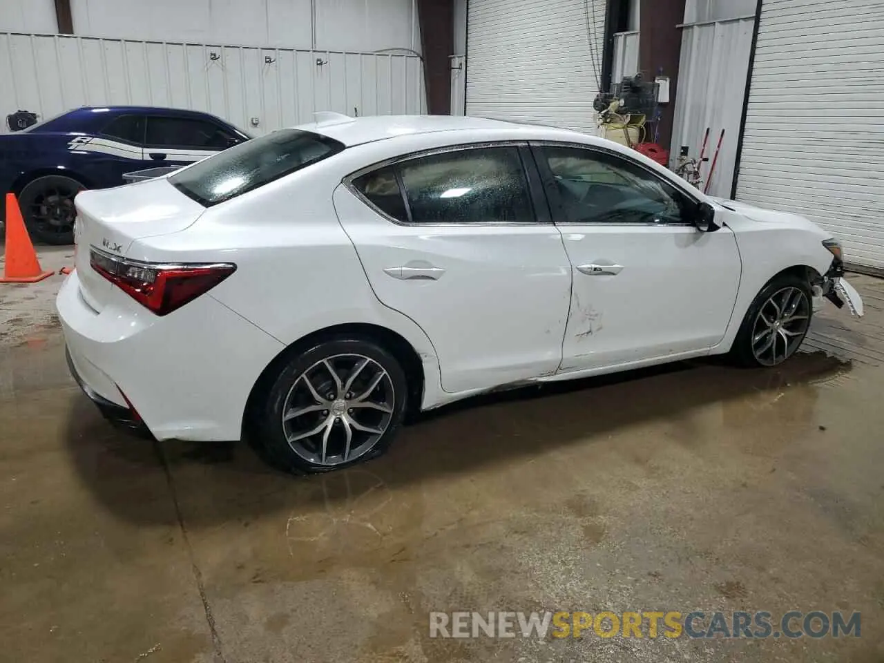 3 Фотография поврежденного автомобиля 19UDE2F70LA013012 ACURA ILX 2020