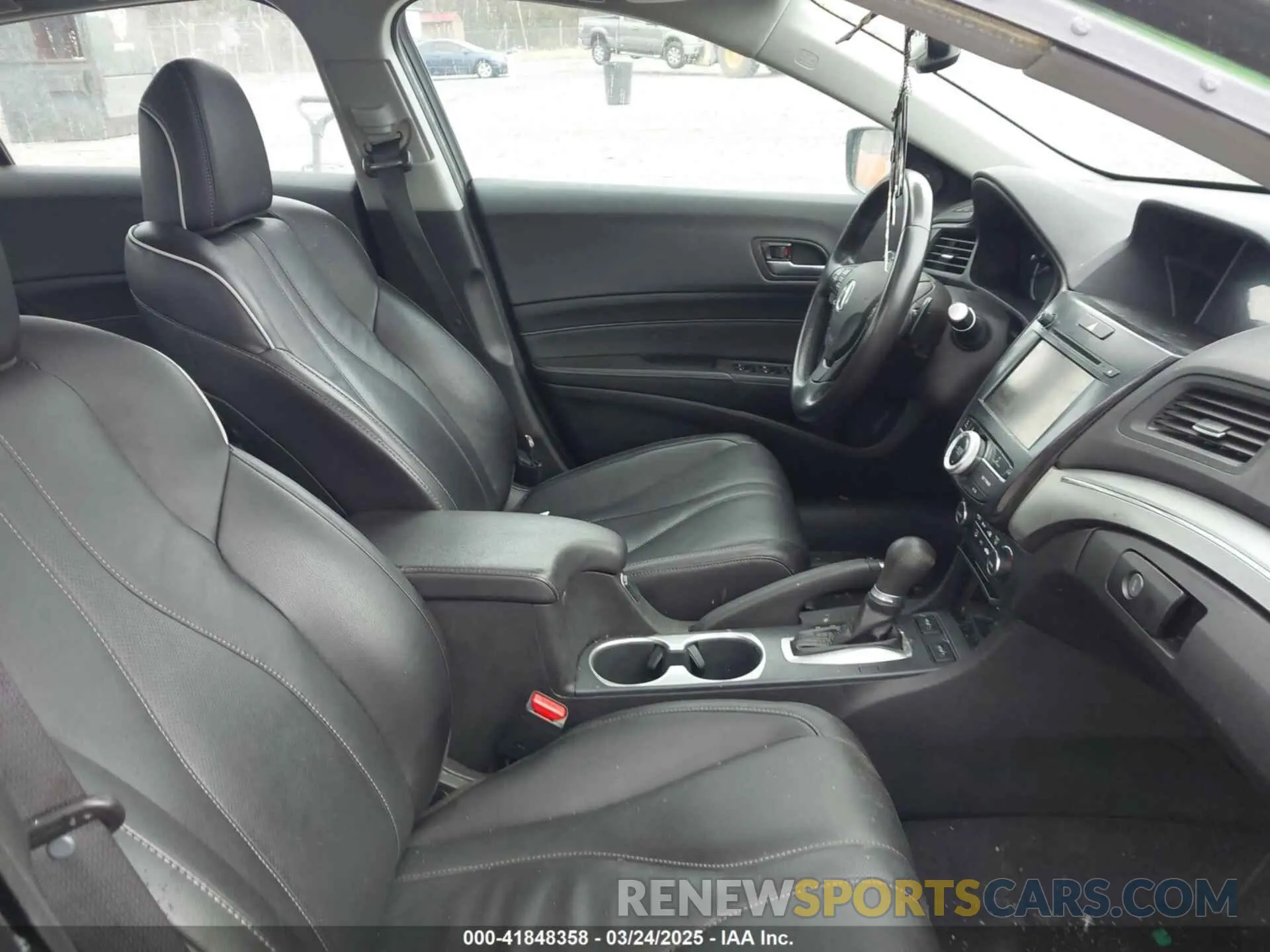 5 Photograph of a damaged car 19UDE2F75LA008758 ACURA ILX 2020