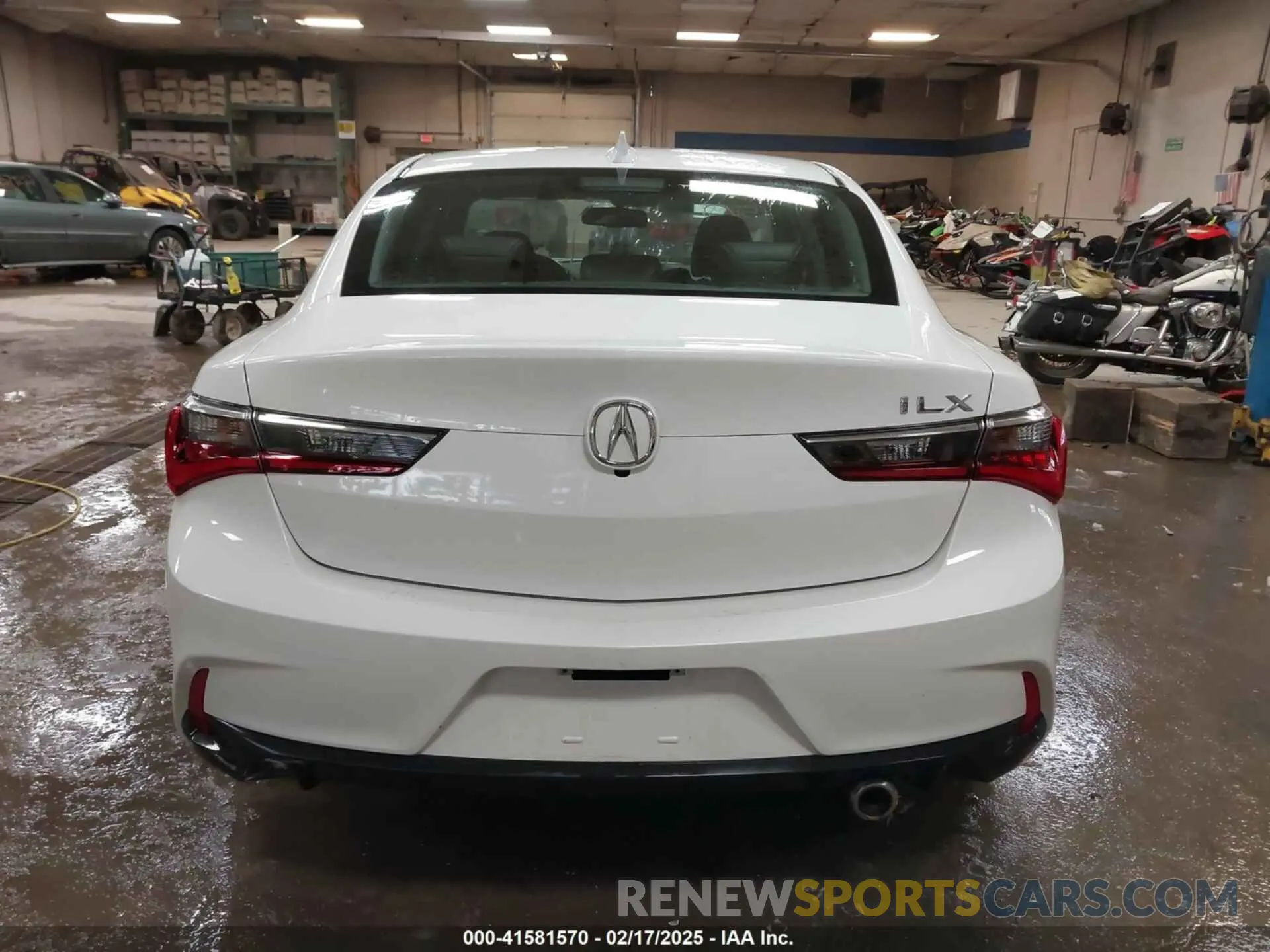 17 Photograph of a damaged car 19UDE2F77LA010298 ACURA ILX 2020