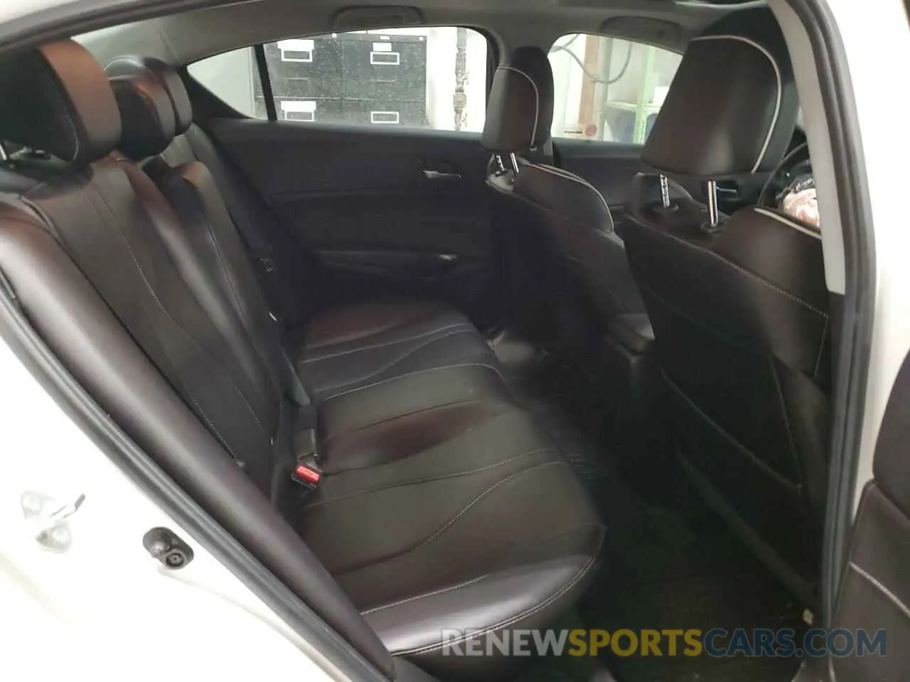 10 Фотография поврежденного автомобиля 19UDE2F78LA801083 ACURA ILX 2020