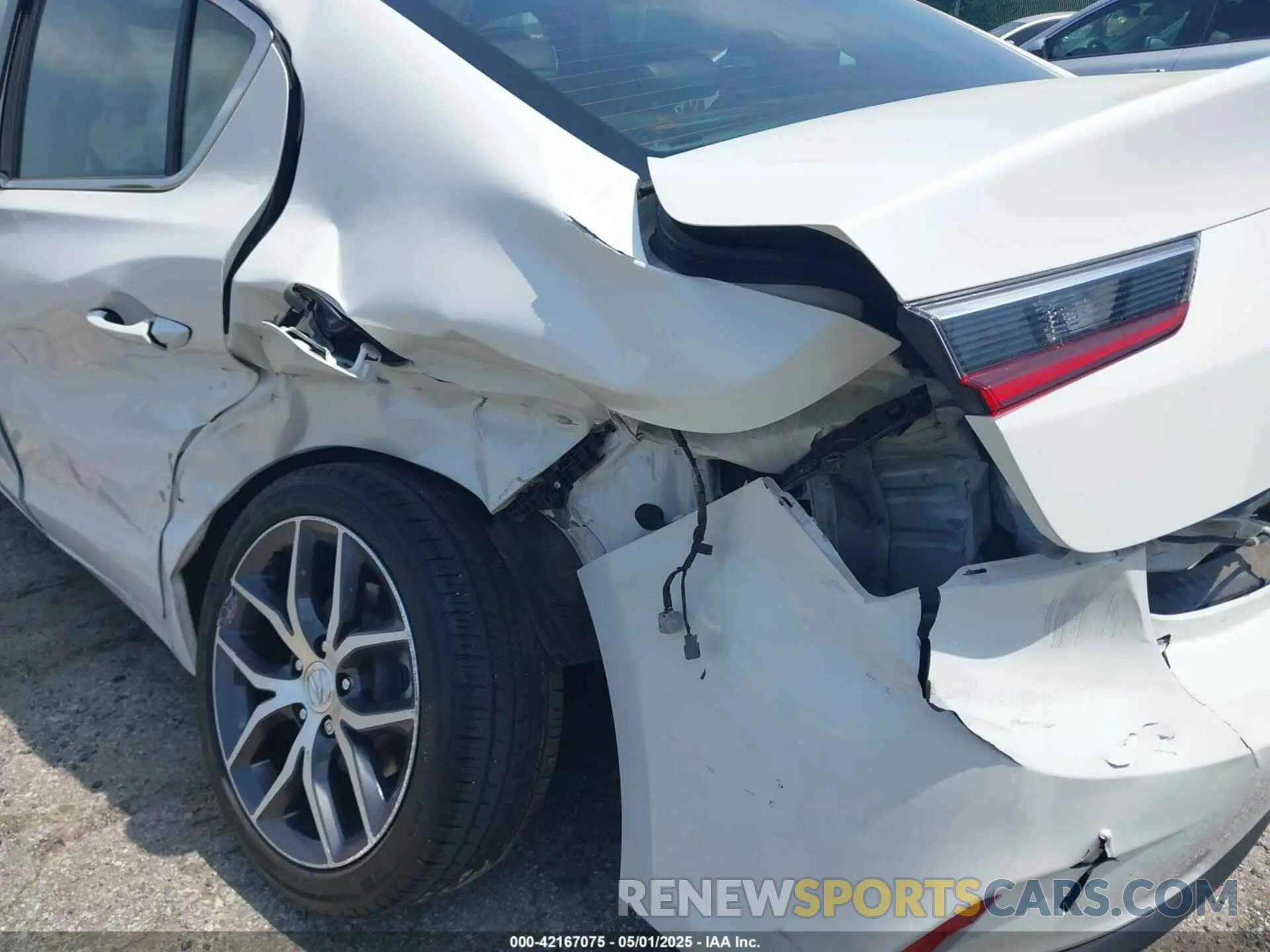 6 Фотография поврежденного автомобиля 19UDE2F79LA001599 ACURA ILX 2020