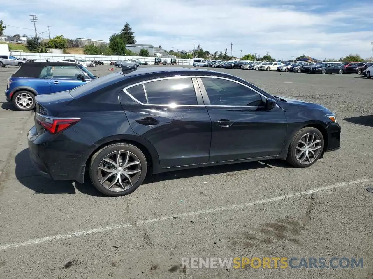 3 Photograph of a damaged car 19UDE2F7XLA007198 ACURA ILX 2020