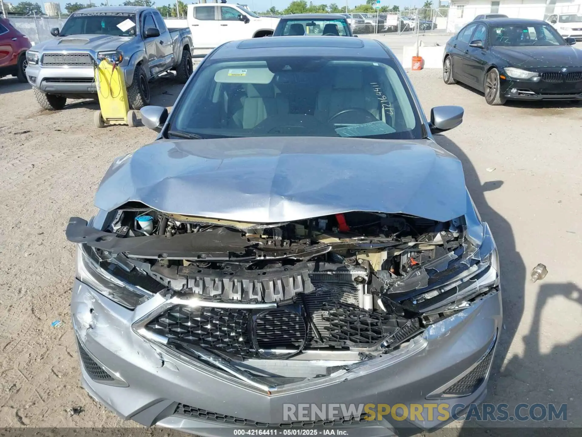 12 Фотография поврежденного автомобиля 19UDE2F7XLA010943 ACURA ILX 2020