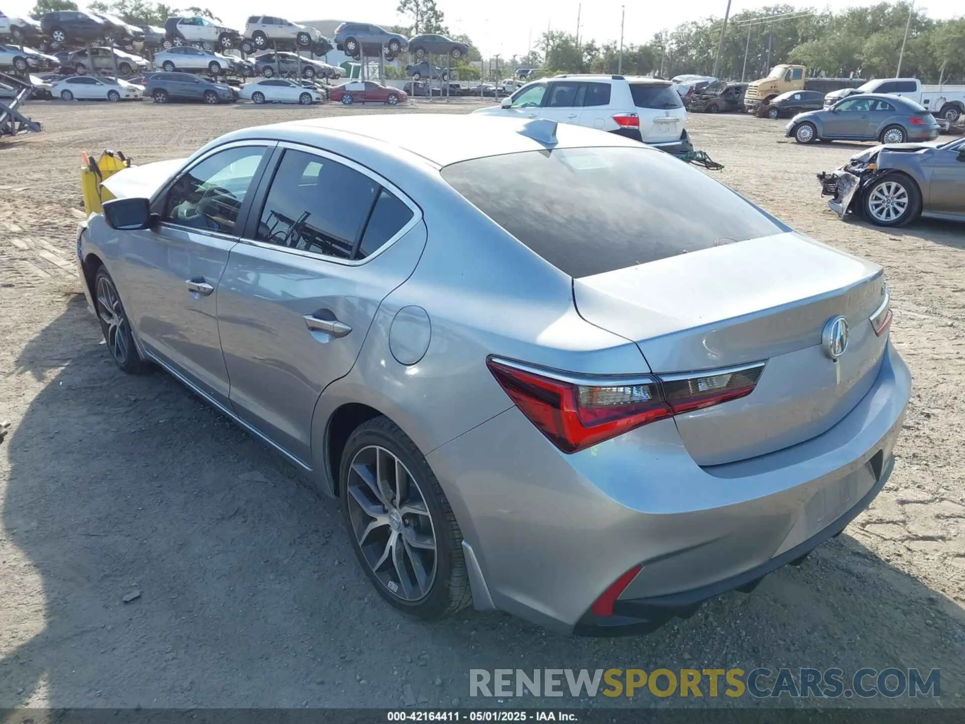 3 Фотография поврежденного автомобиля 19UDE2F7XLA010943 ACURA ILX 2020