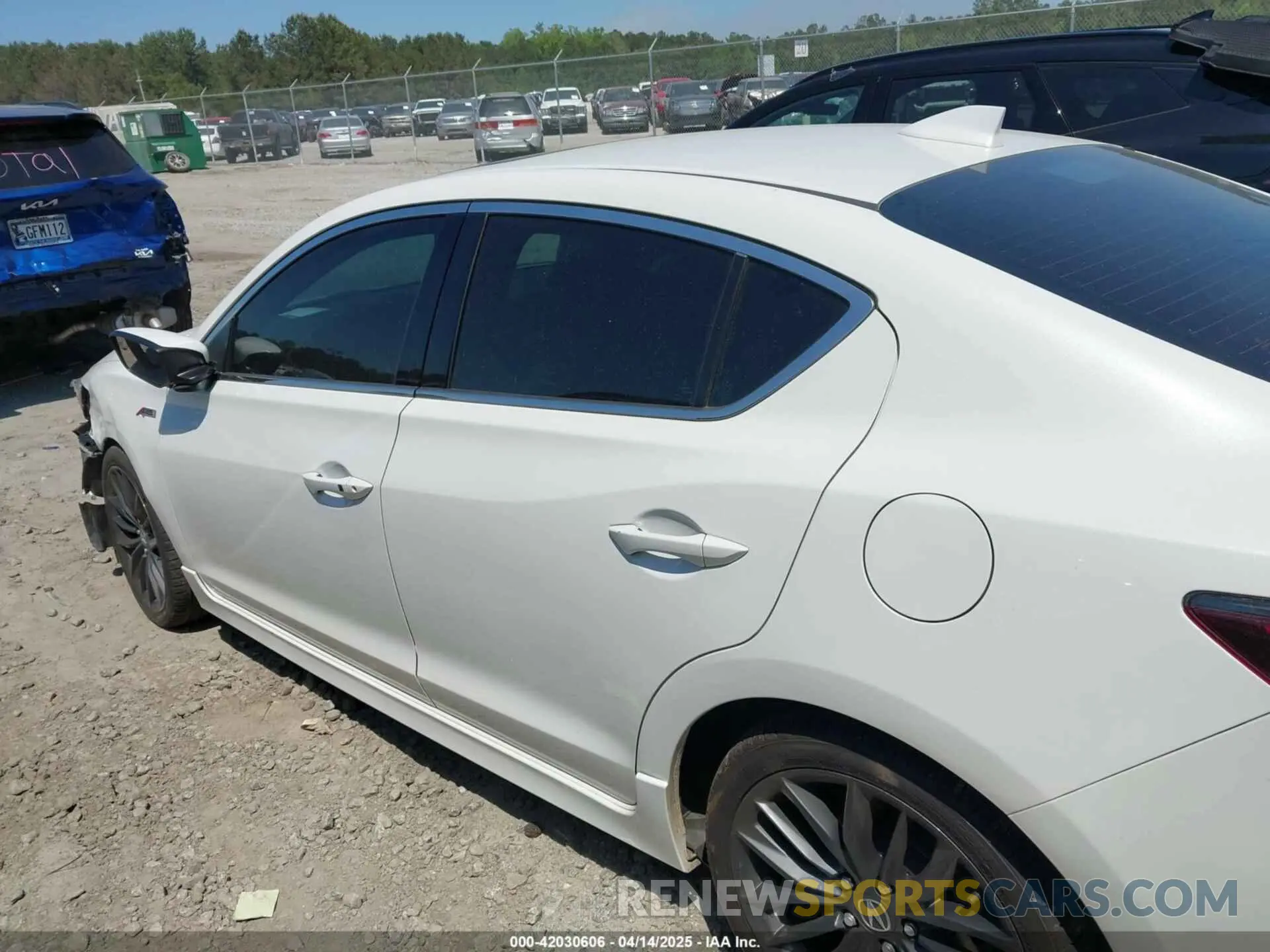 14 Photograph of a damaged car 19UDE2F82LA010007 ACURA ILX 2020