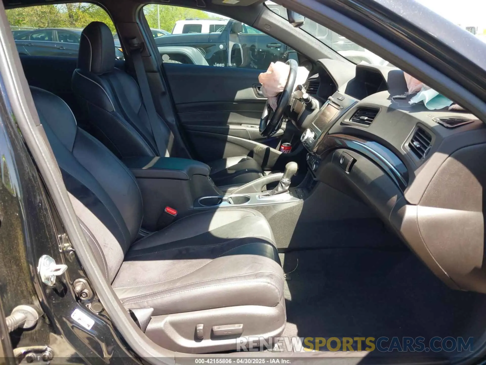 5 Photograph of a damaged car 19UDE2F84LA012020 ACURA ILX 2020