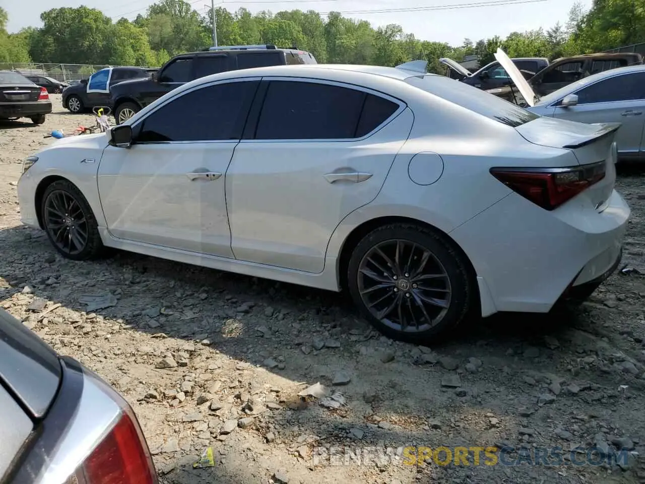 2 Фотография поврежденного автомобиля 19UDE2F87LA001741 ACURA ILX 2020