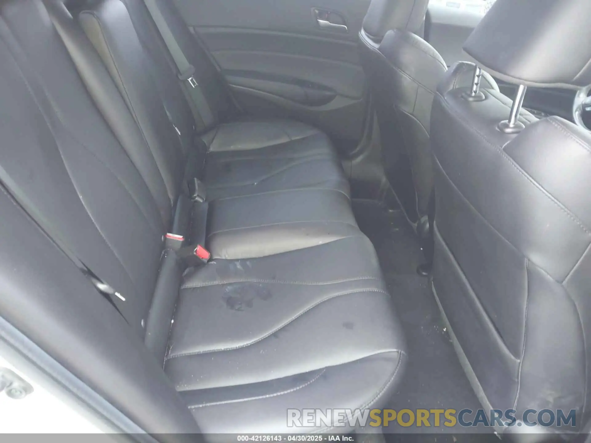 8 Фотография поврежденного автомобиля 19UDE2F30MA003028 ACURA ILX 2021