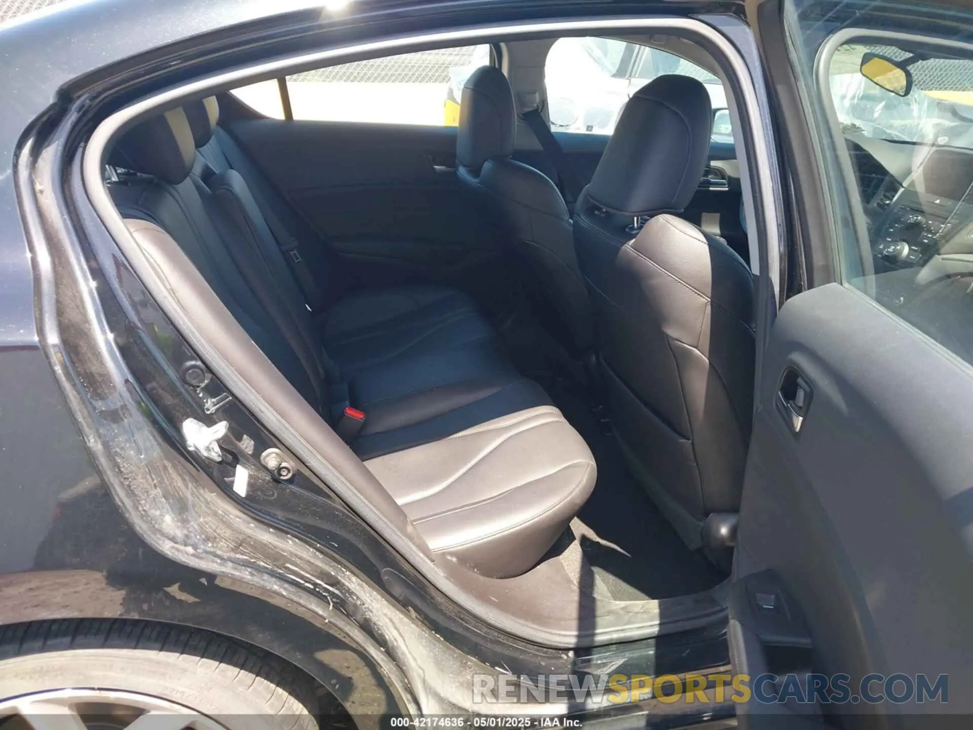 8 Фотография поврежденного автомобиля 19UDE2F36MA004345 ACURA ILX 2021