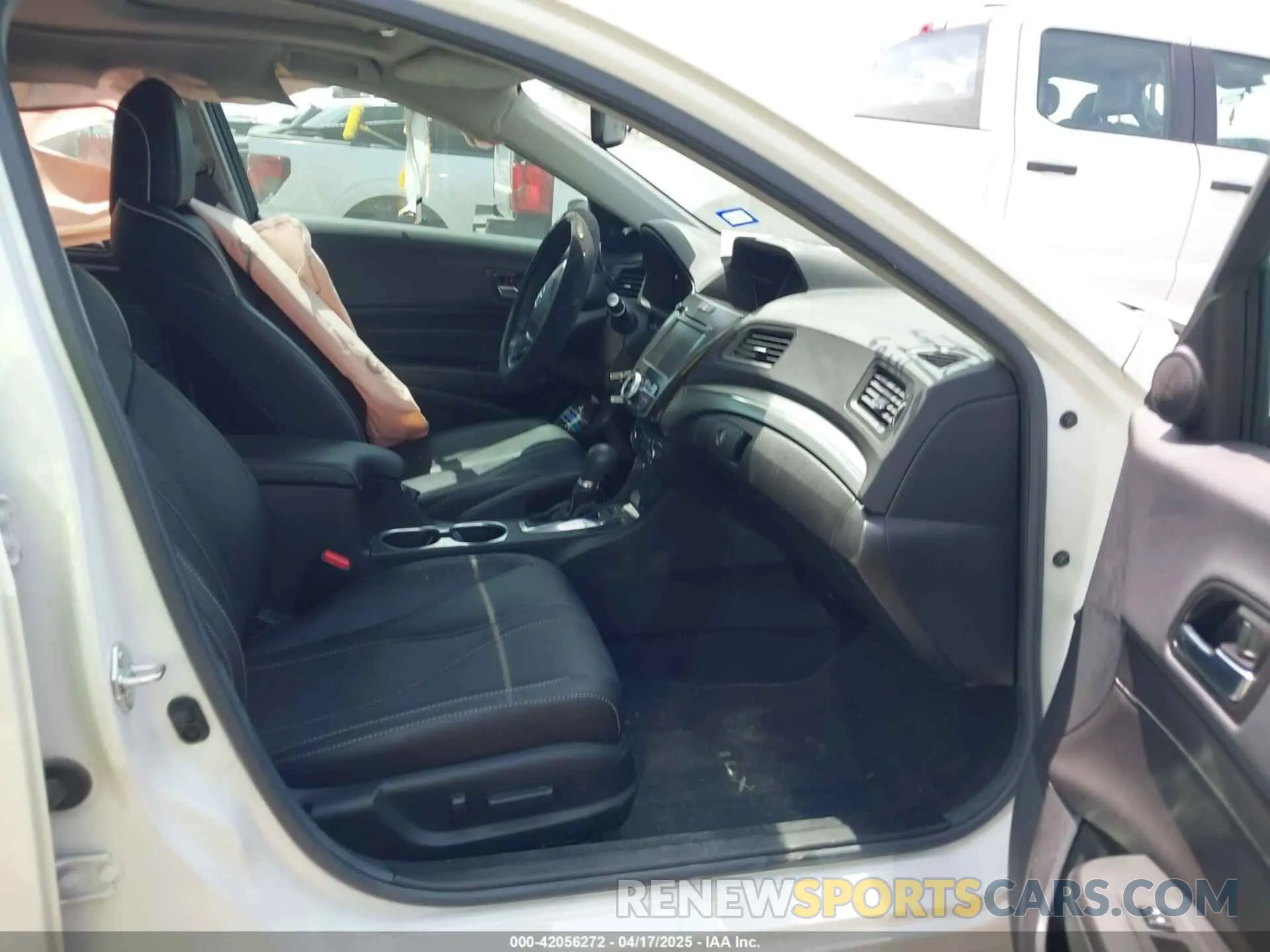 5 Фотография поврежденного автомобиля 19UDE2F77MA009380 ACURA ILX 2021