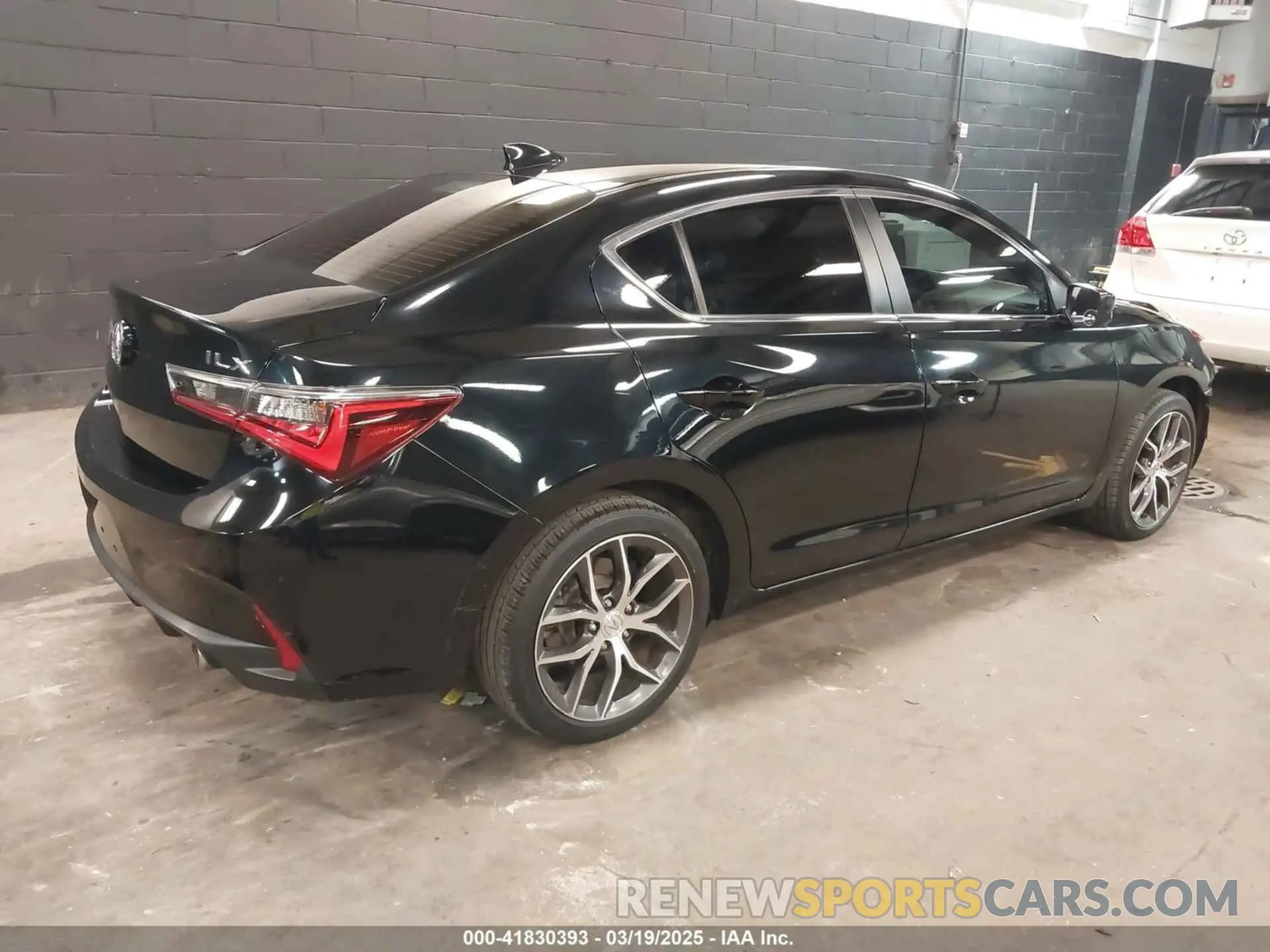 4 Photograph of a damaged car 19UDE2F79MA010093 ACURA ILX 2021