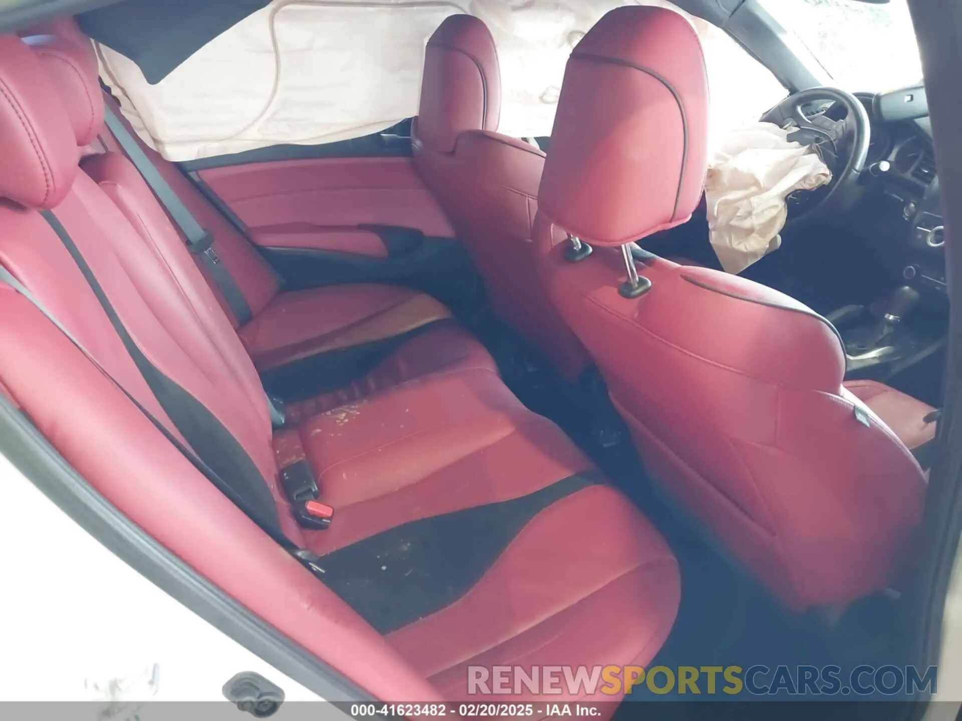 8 Photograph of a damaged car 19UDE2F80MA003543 ACURA ILX 2021