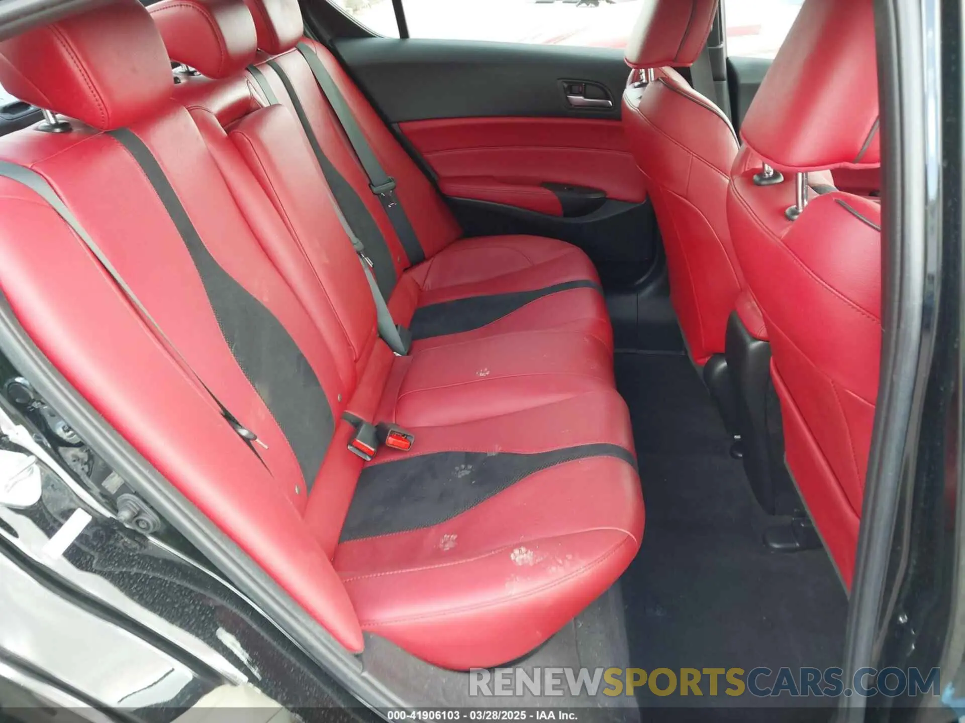 8 Фотография поврежденного автомобиля 19UDE2F87MA004091 ACURA ILX 2021