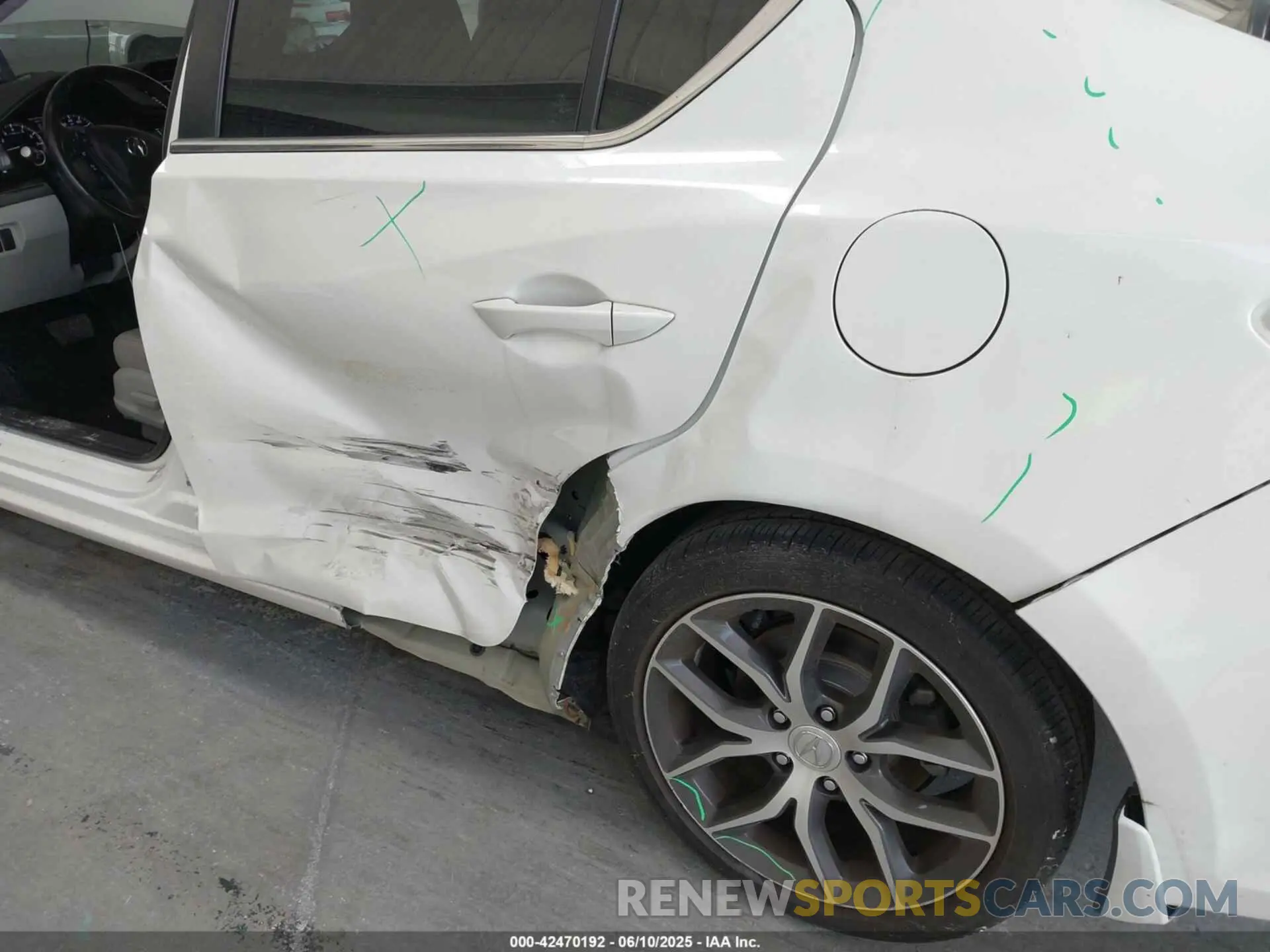 6 Photograph of a damaged car 19UDE2F77NA001829 ACURA ILX 2022
