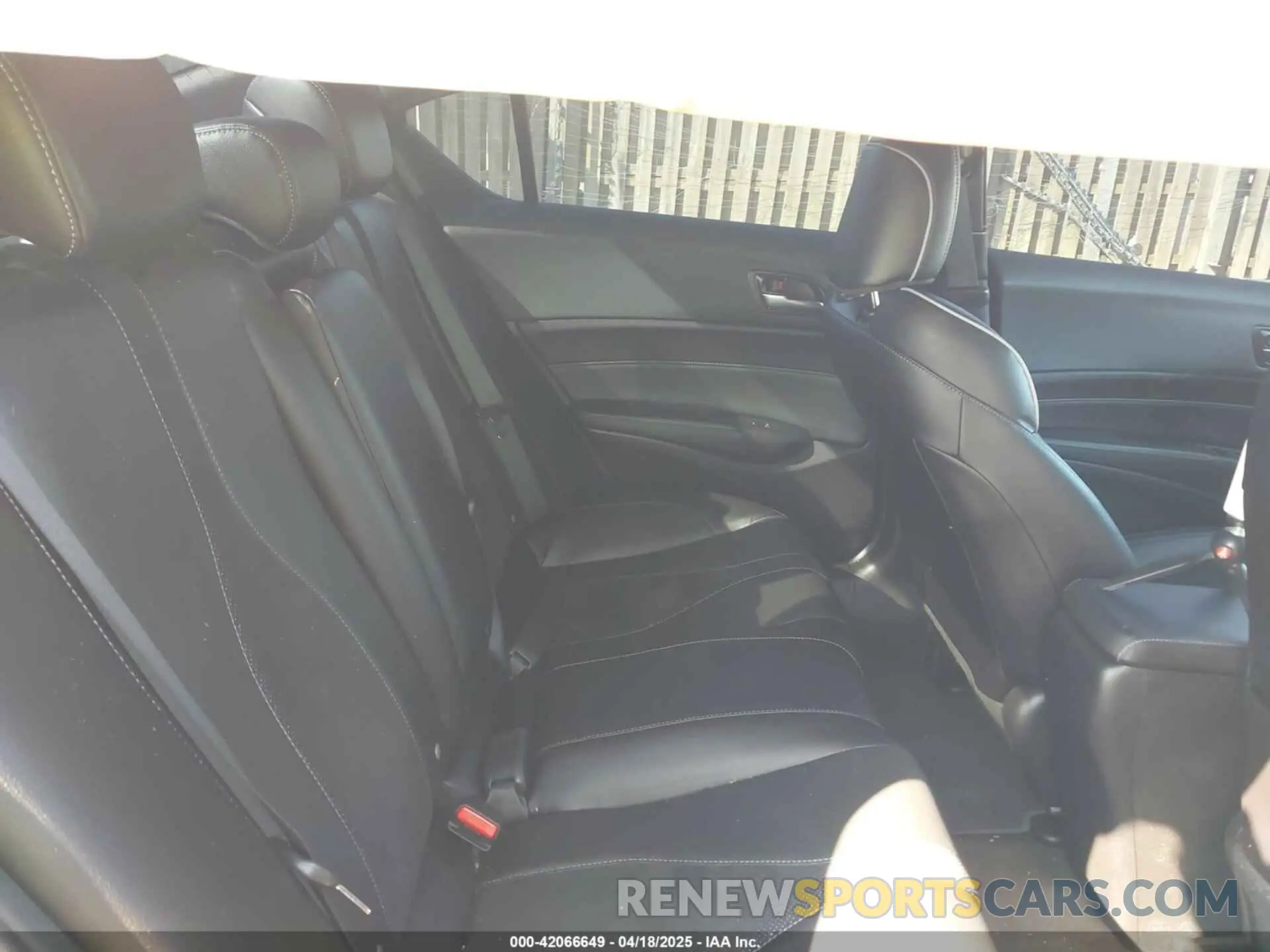 8 Фотография поврежденного автомобиля 19UDE2F85NA007086 ACURA ILX 2022