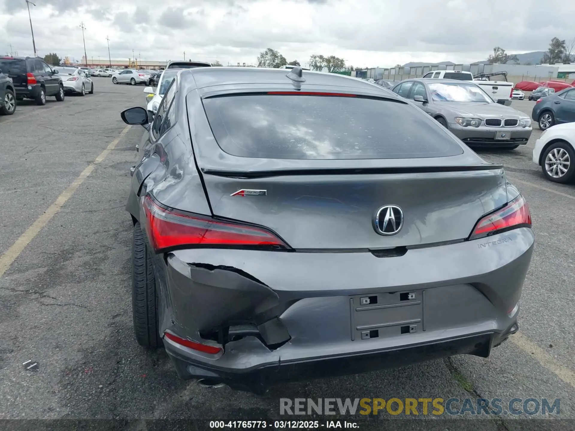 16 Photograph of a damaged car 19UDE4H32PA002735 ACURA INTEGRA 2023