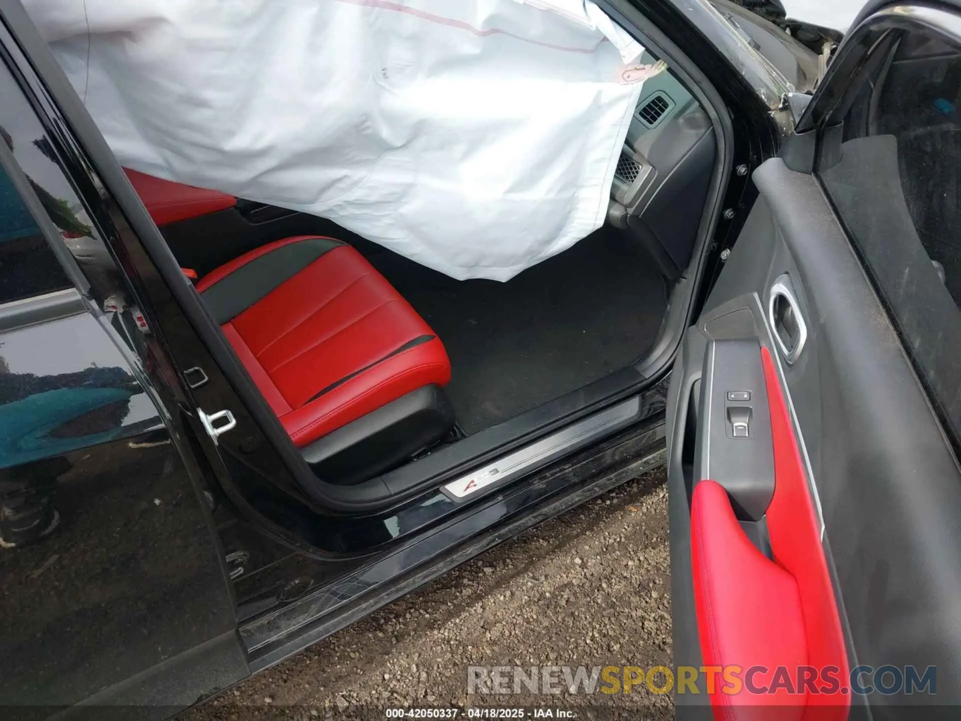 5 Photograph of a damaged car 19UDE4H31RA013213 ACURA INTEGRA 2024