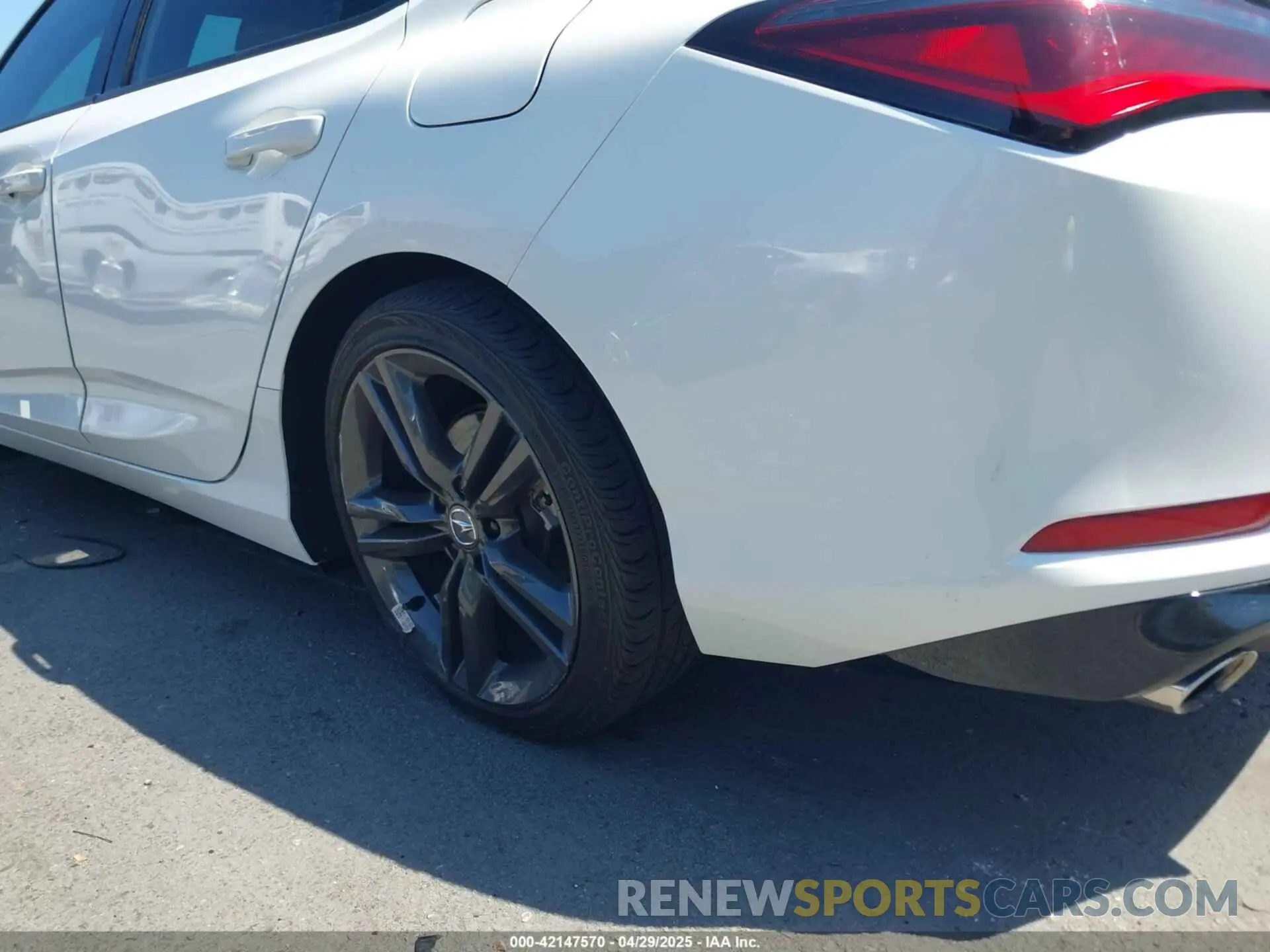 6 Photograph of a damaged car 19UDE4H37RA017282 ACURA INTEGRA 2024