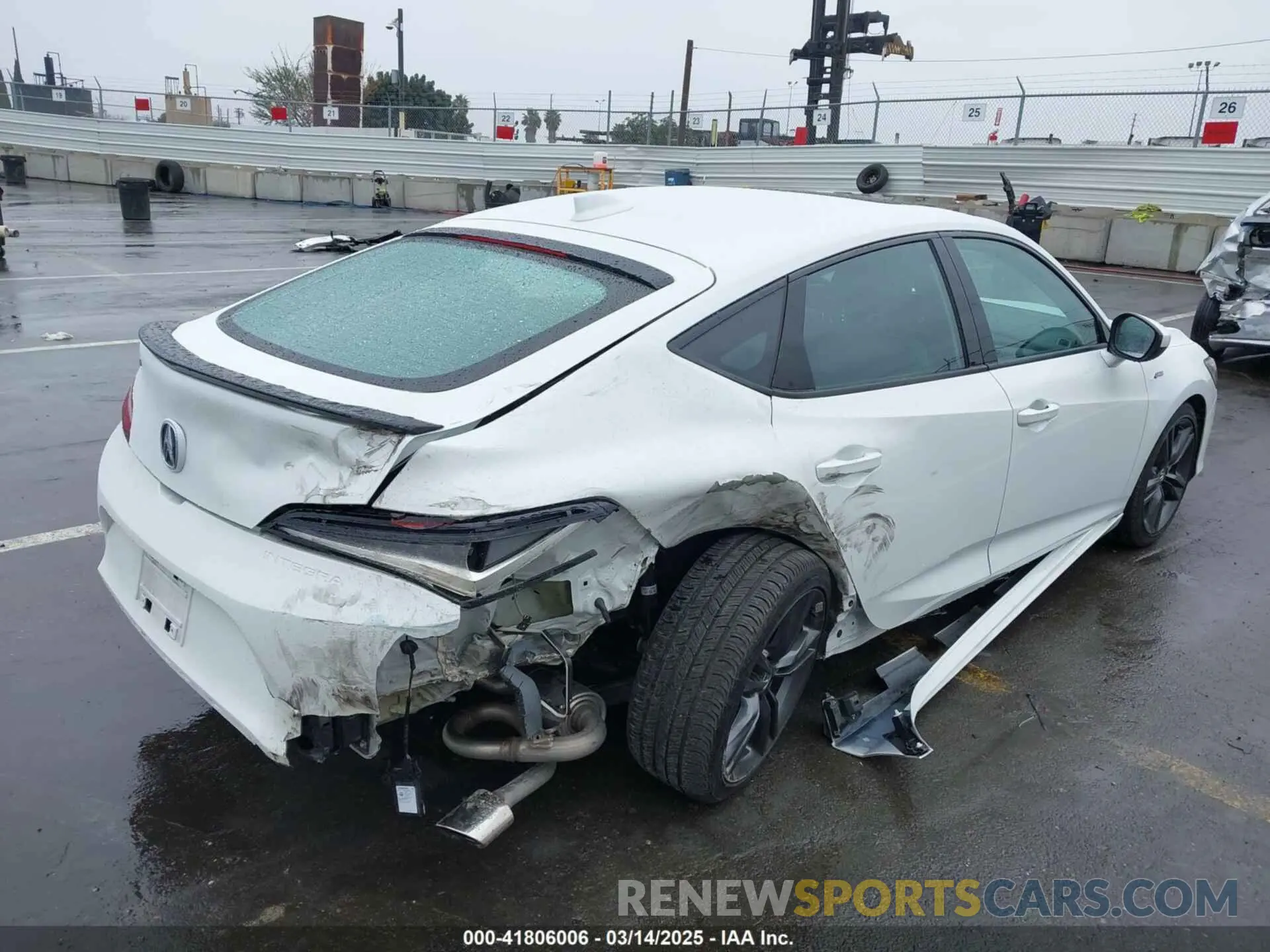 4 Photograph of a damaged car 19UDE4H30SA000846 ACURA INTEGRA 2025