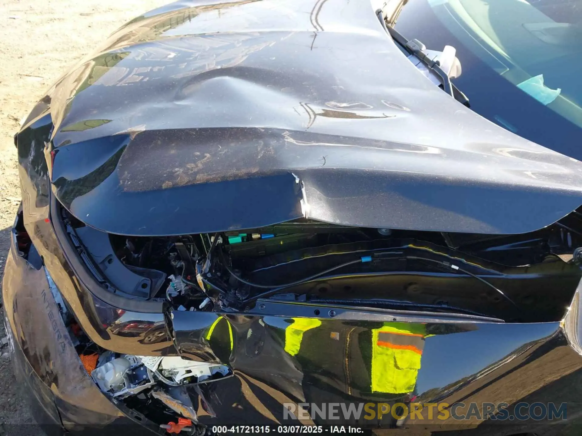 19 Photograph of a damaged car 19UDE4H31SA008003 ACURA INTEGRA 2025