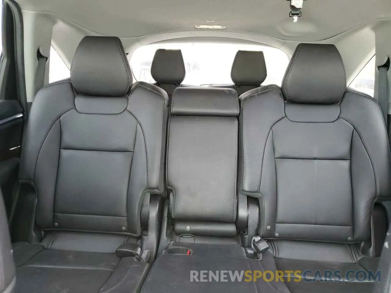 10 Фотография поврежденного автомобиля 5J8YD3H34KL008337 ACURA MDX 2019
