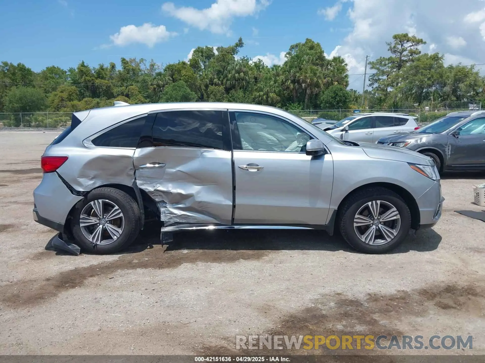 13 Фотография поврежденного автомобиля 5J8YD3H35KL008315 ACURA MDX 2019