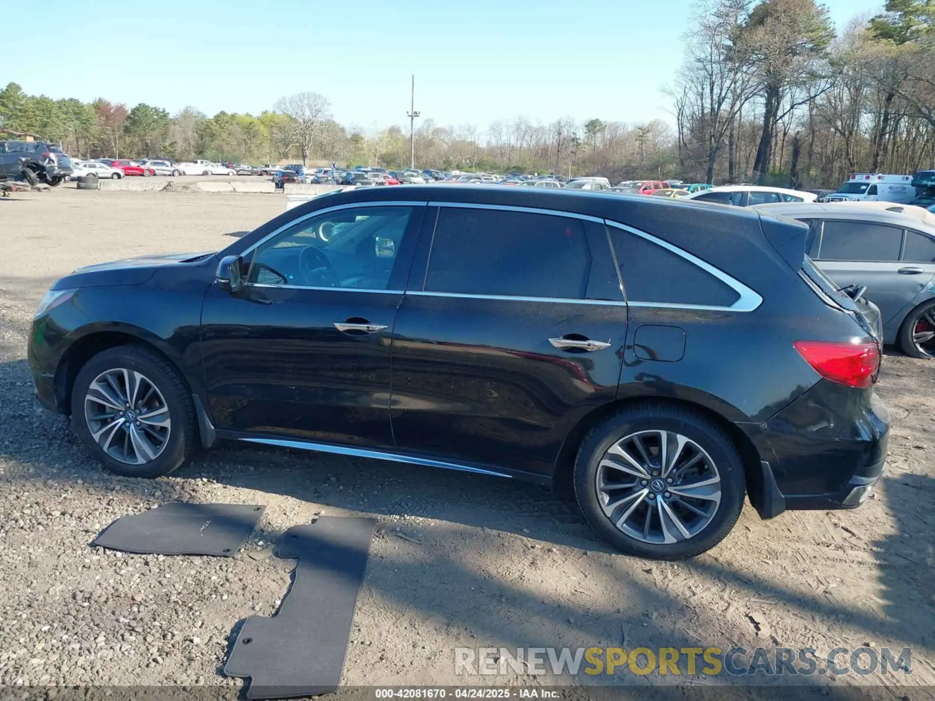 14 Photograph of a damaged car 5J8YD3H58KL012747 ACURA MDX 2019