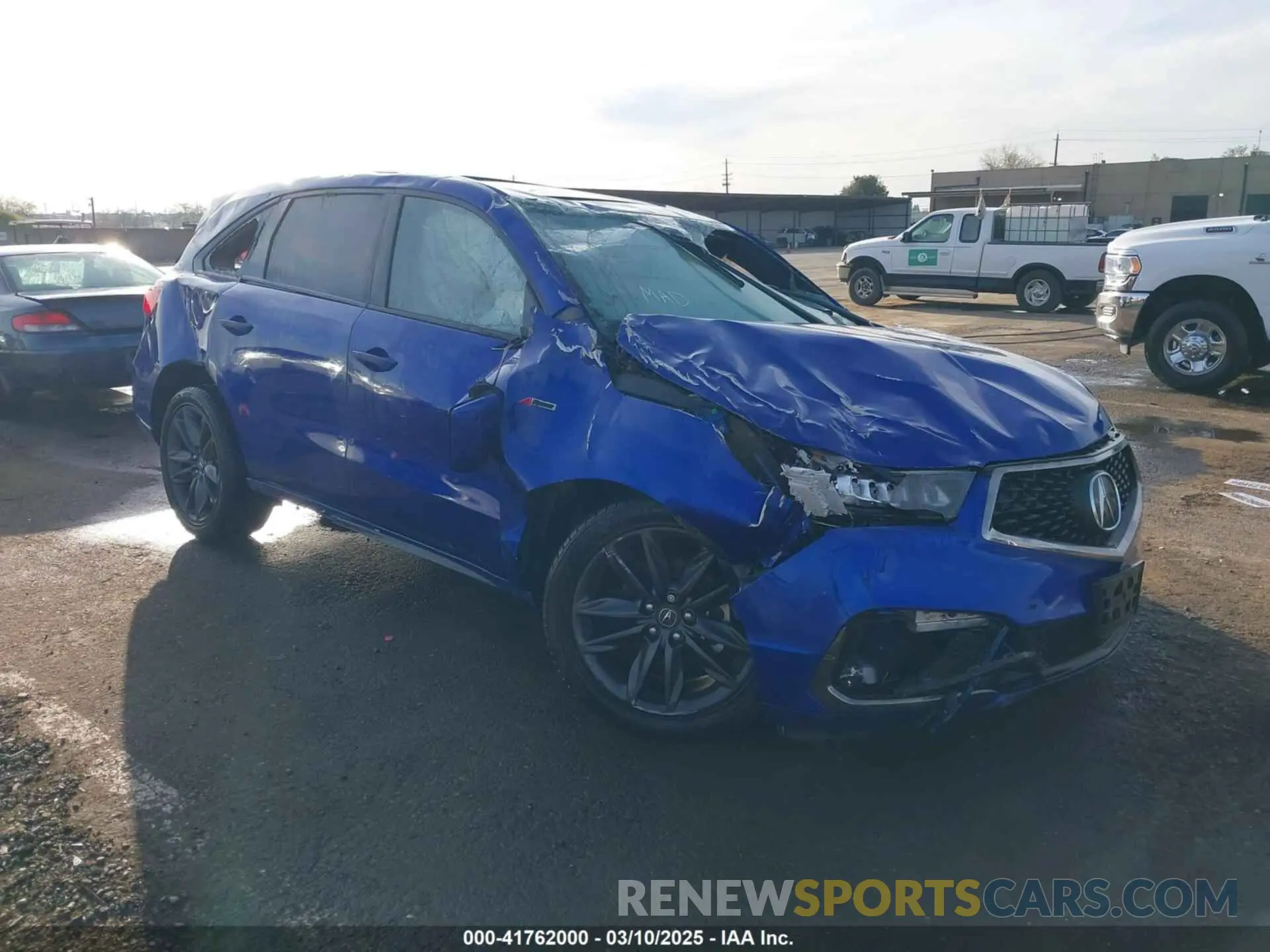 1 Photograph of a damaged car 5J8YD4H06KL028312 ACURA MDX 2019