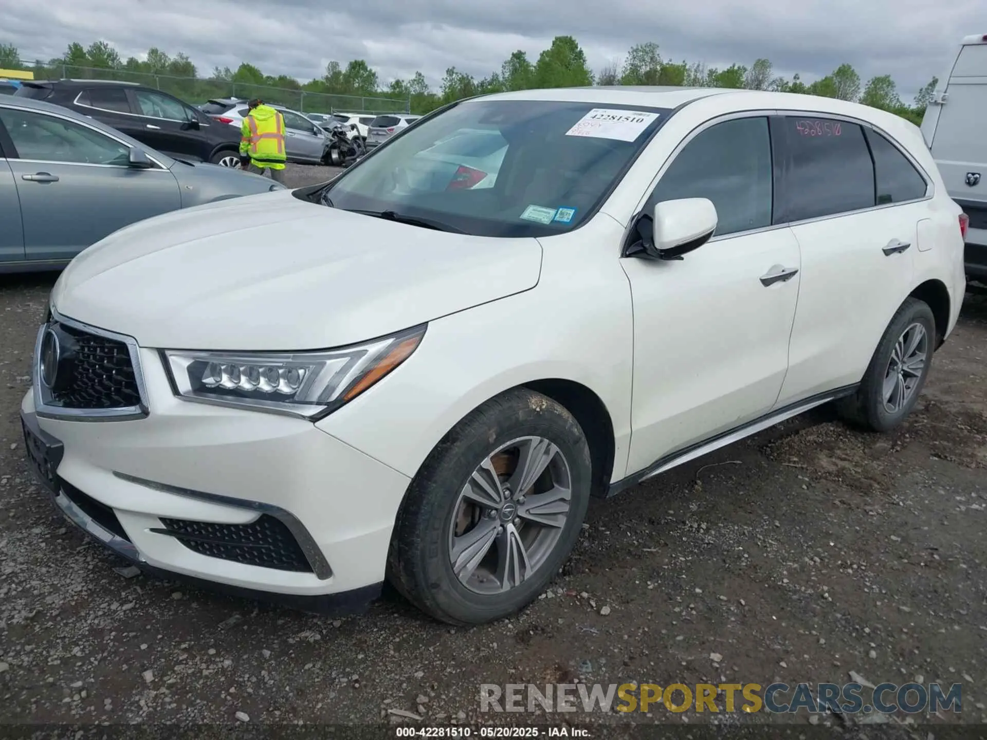2 Photograph of a damaged car 5J8YD4H33KL017648 ACURA MDX 2019