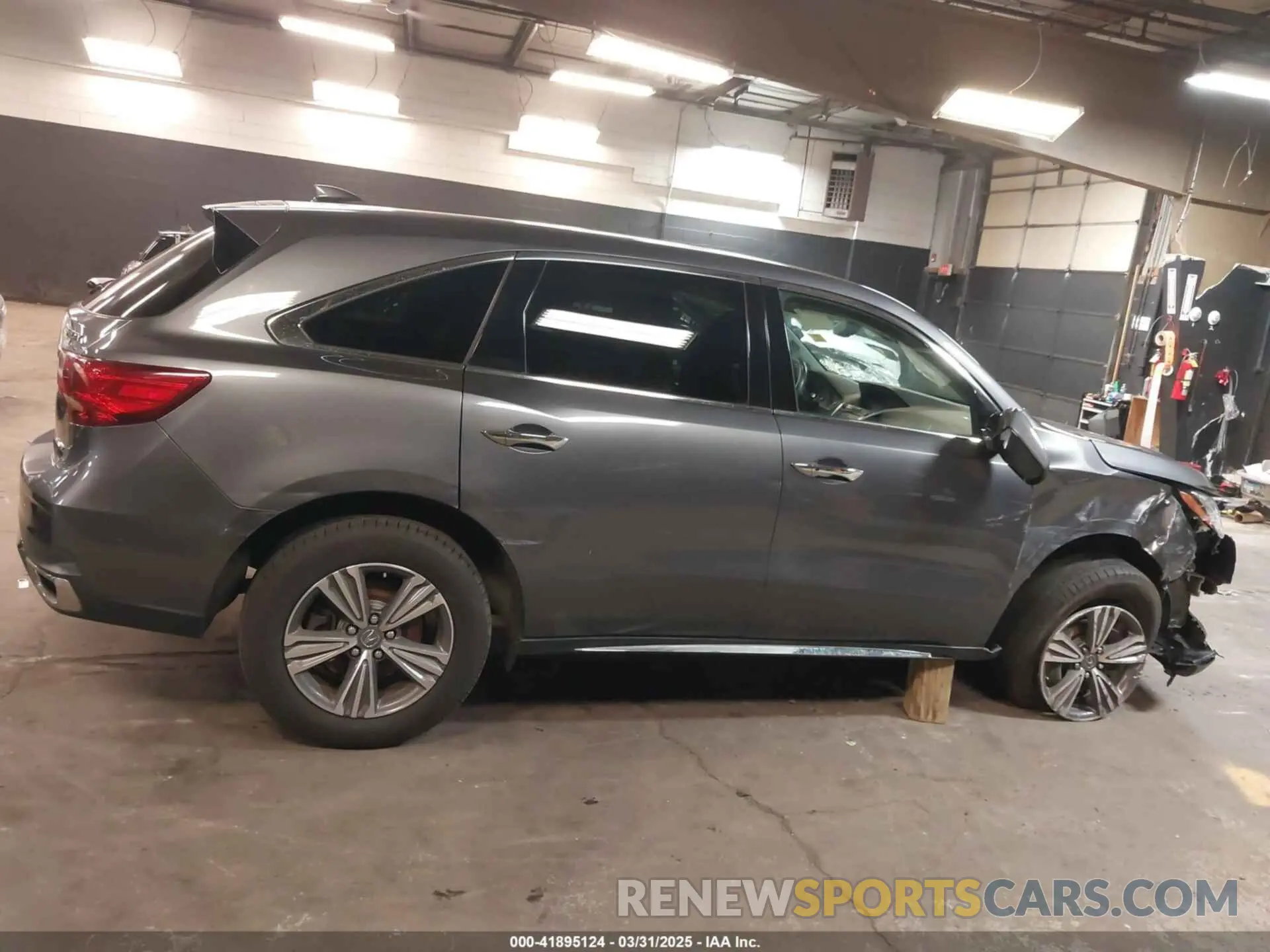 13 Фотография поврежденного автомобиля 5J8YD4H39KL031747 ACURA MDX 2019