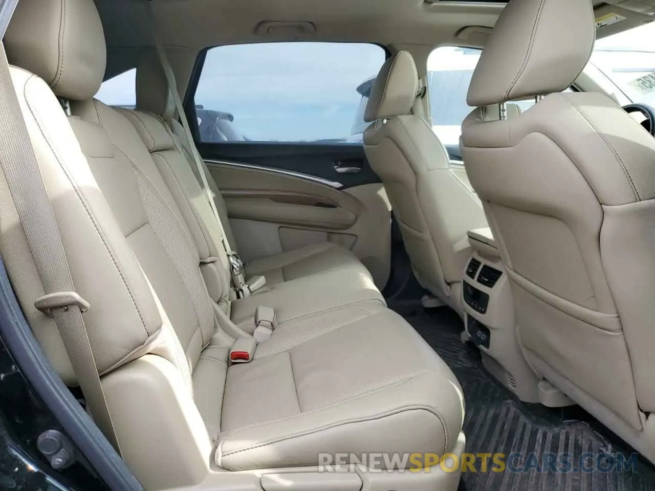 11 Photograph of a damaged car 5J8YD4H57KL033577 ACURA MDX 2019