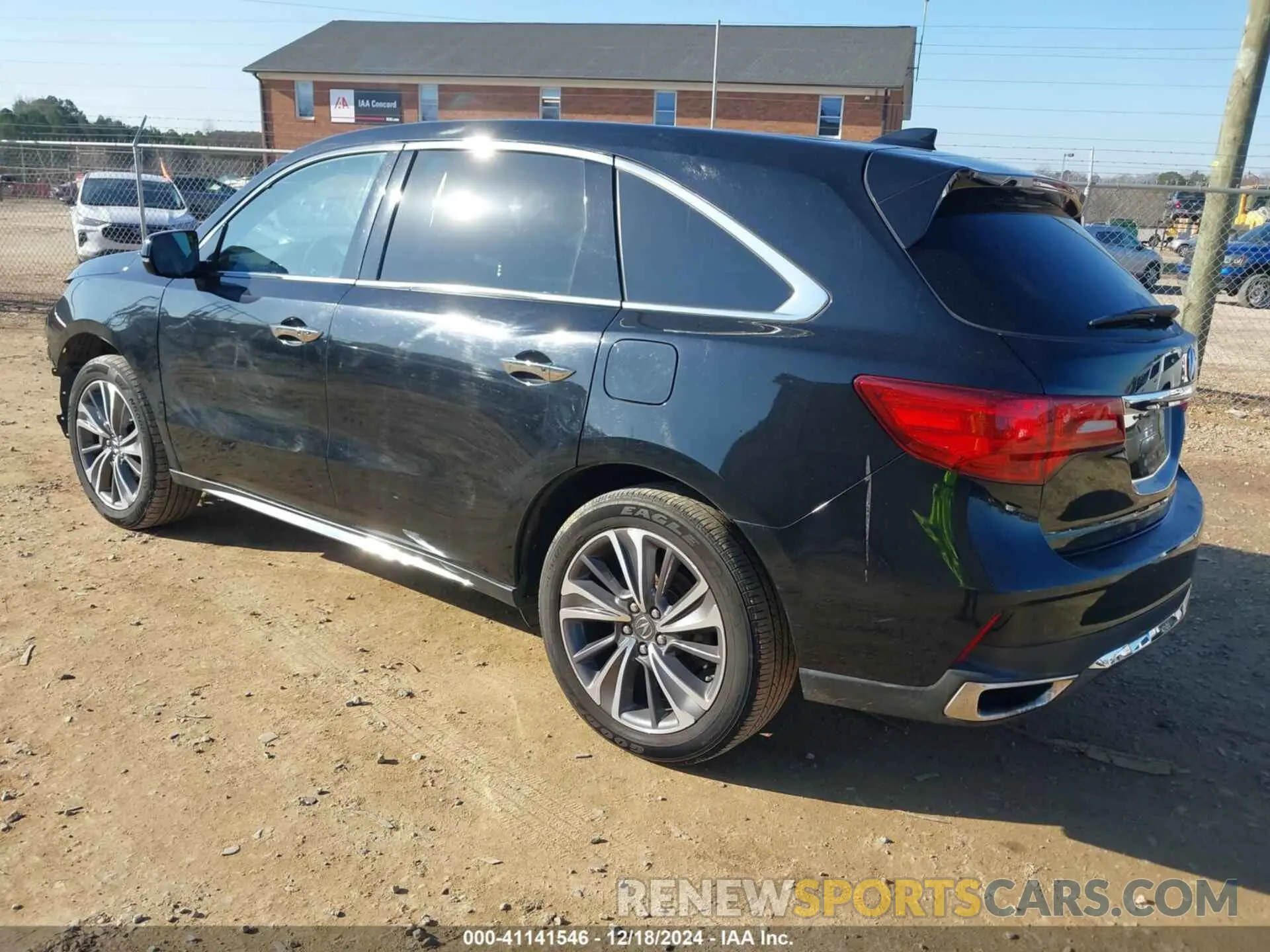 3 Фотография поврежденного автомобиля 5J8YD4H58KL027660 ACURA MDX 2019