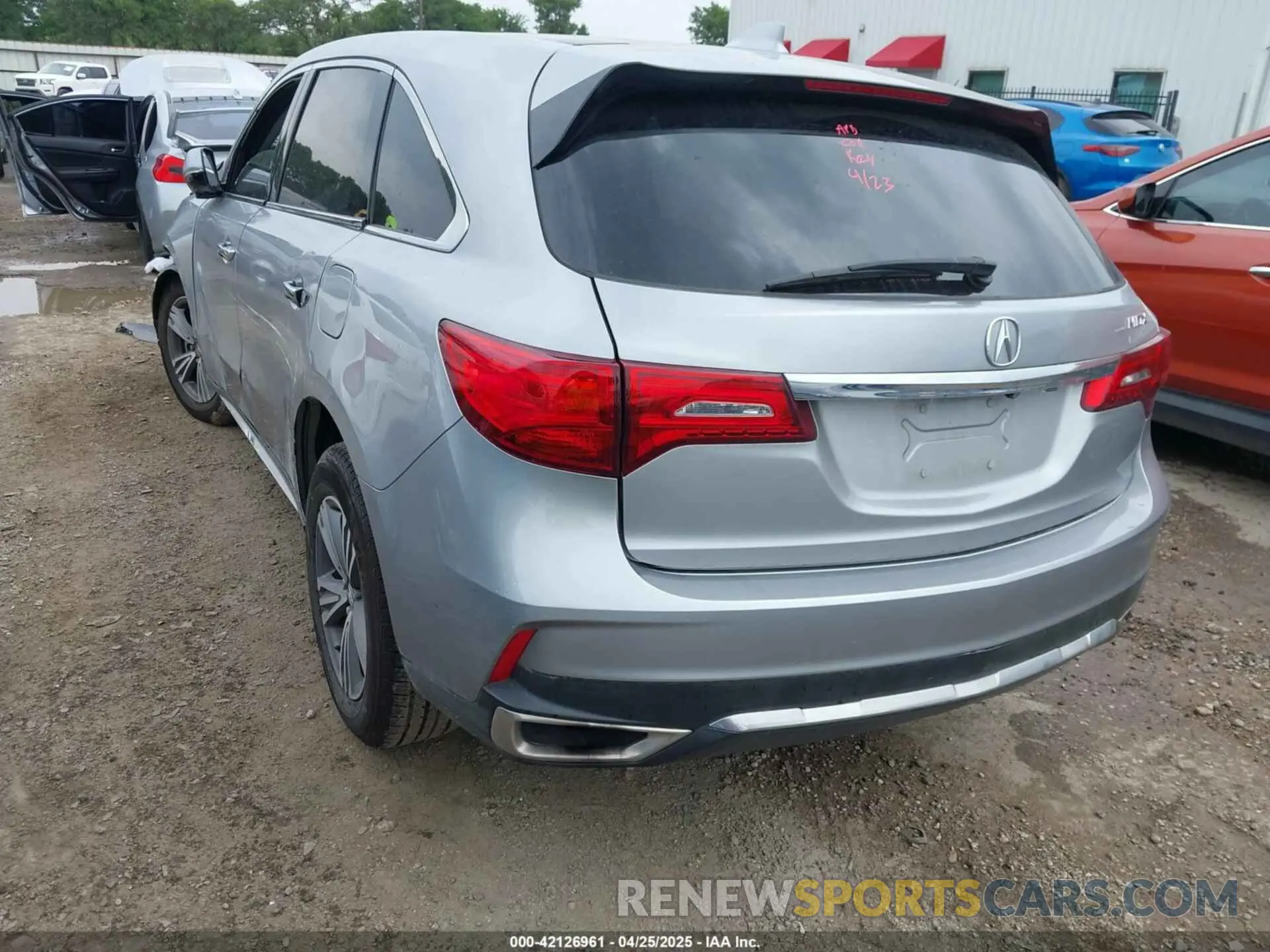 3 Photograph of a damaged car 5J8YD3H32LL016504 ACURA MDX 2020