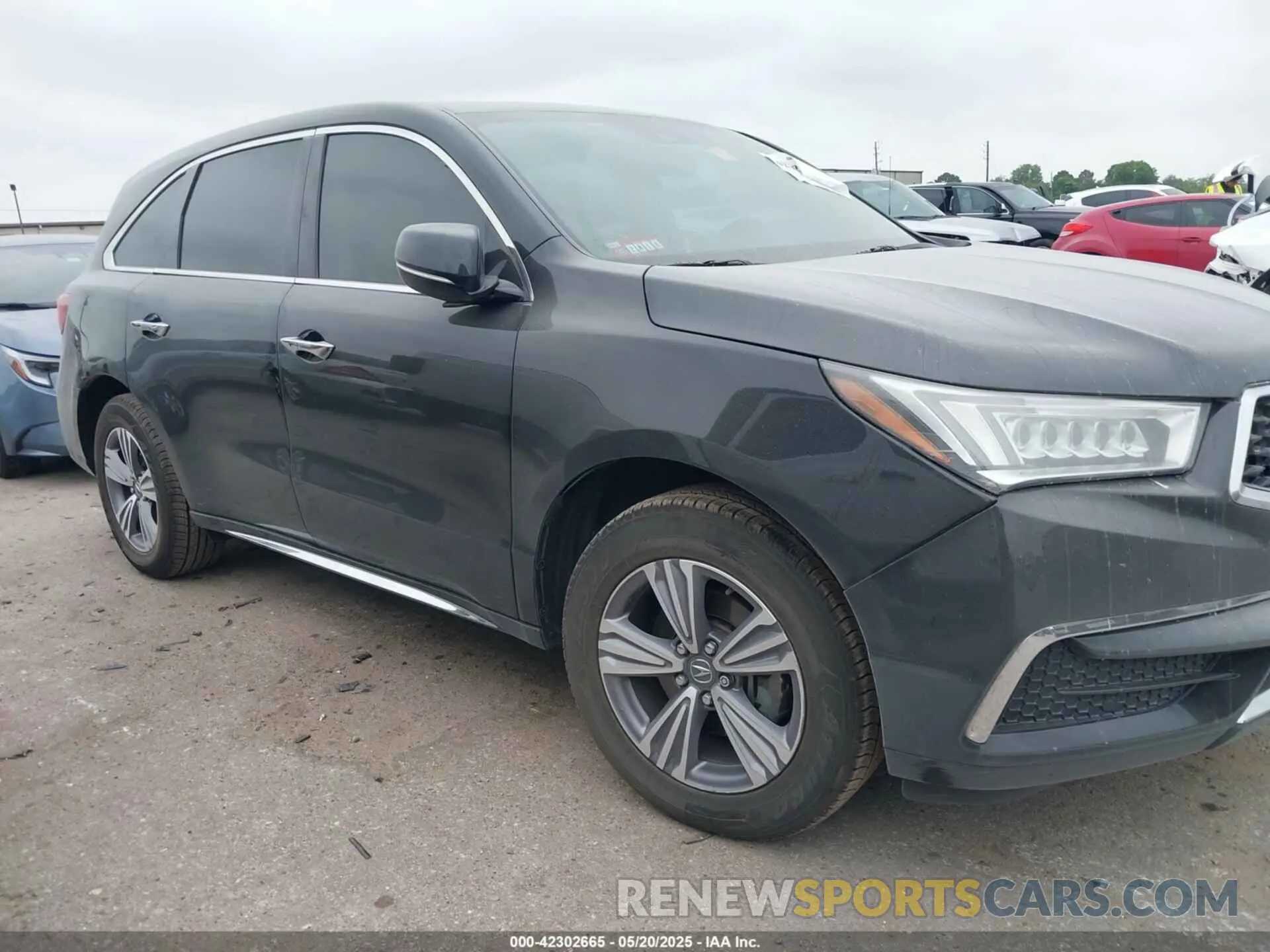 1 Photograph of a damaged car 5J8YD3H33LL007990 ACURA MDX 2020