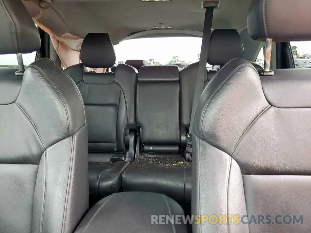10 Photograph of a damaged car 5J8YD3H34LL002393 ACURA MDX 2020