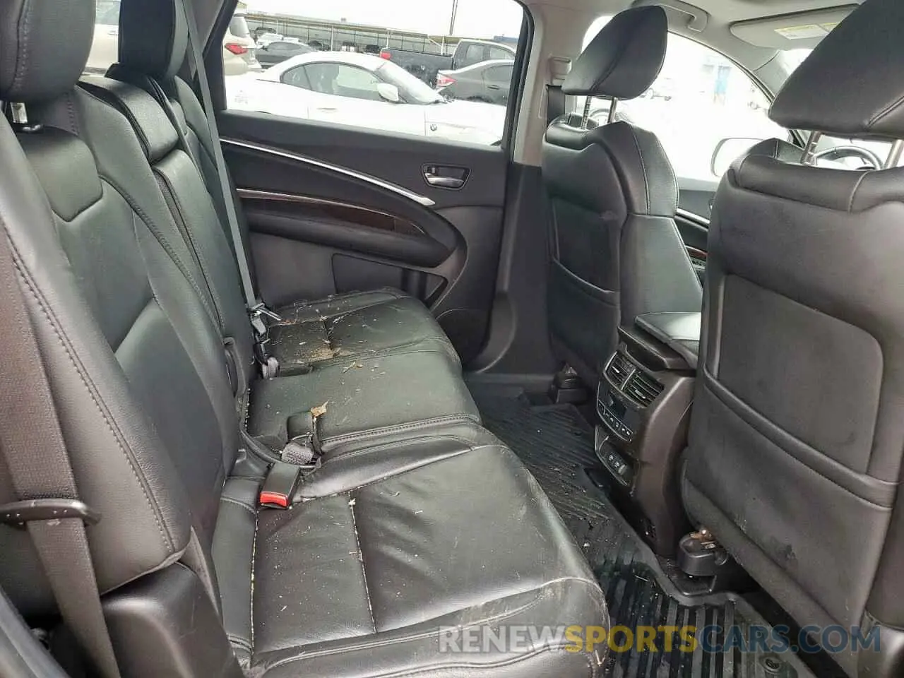 11 Photograph of a damaged car 5J8YD3H34LL002393 ACURA MDX 2020