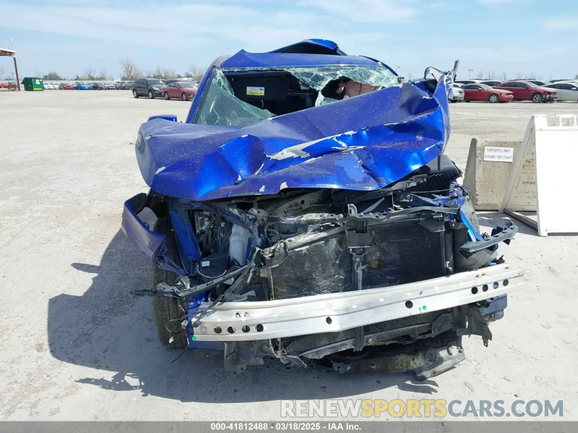 11 Photograph of a damaged car 5J8YD4H09LL032310 ACURA MDX 2020