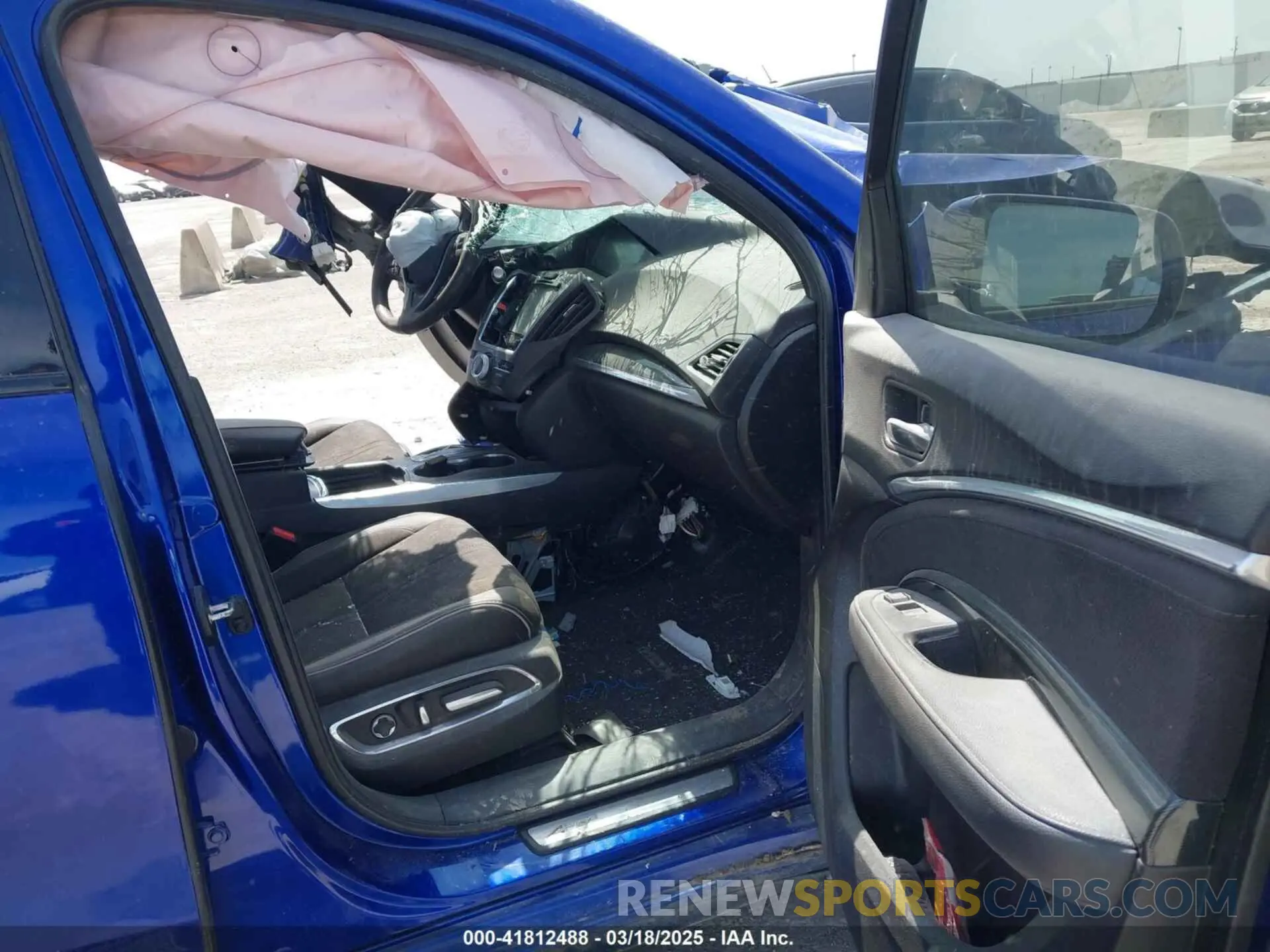 5 Photograph of a damaged car 5J8YD4H09LL032310 ACURA MDX 2020