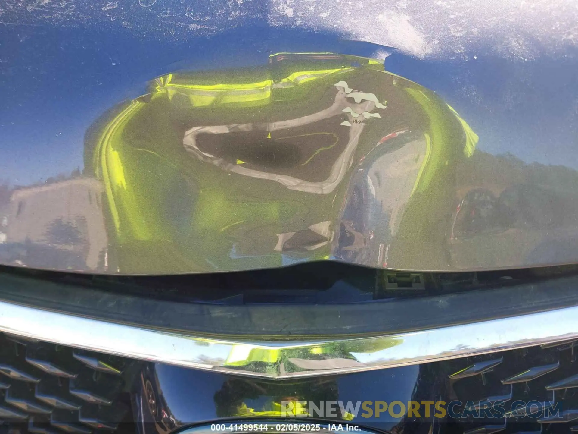 17 Photograph of a damaged car 5J8YD4H30LL035526 ACURA MDX 2020